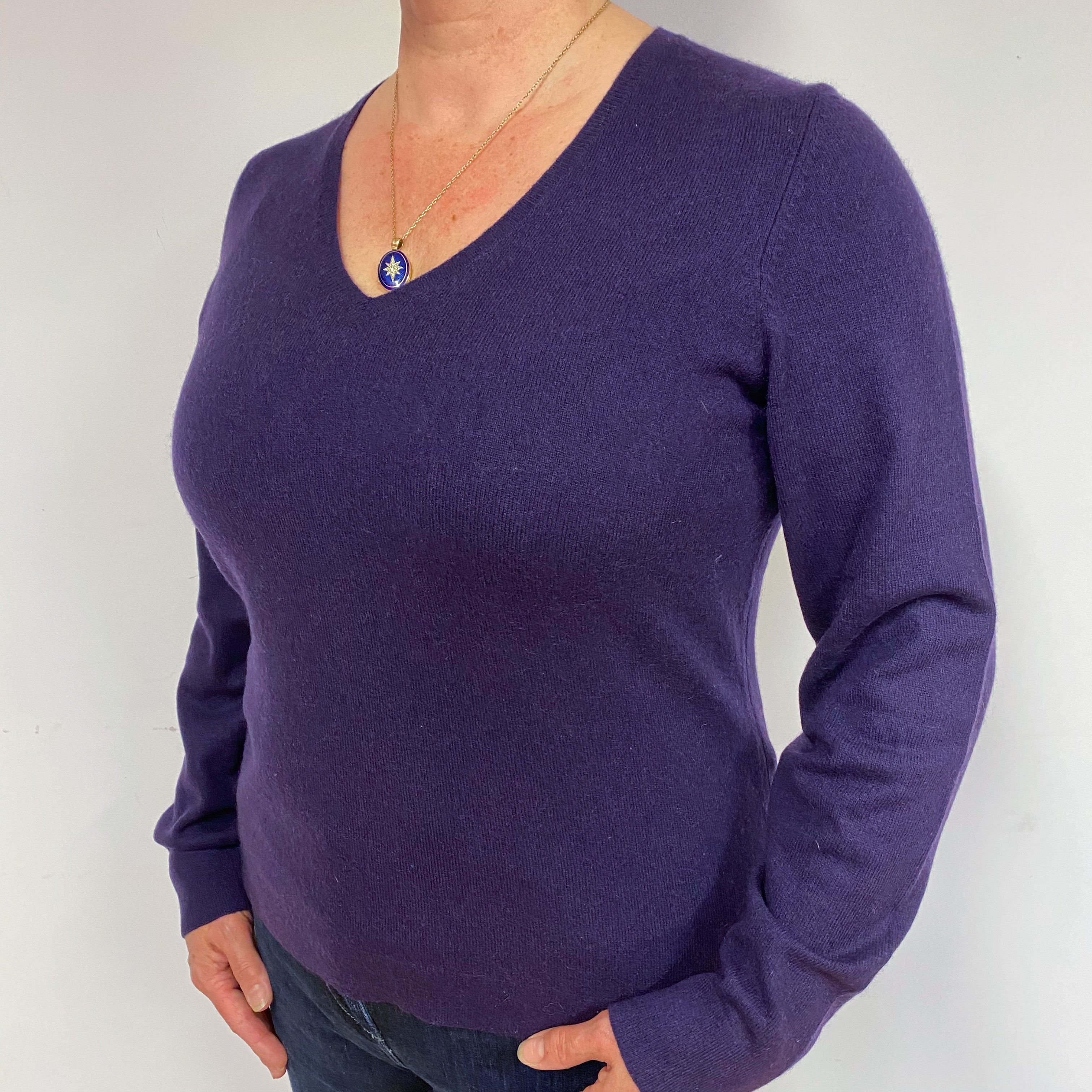 Iris Purple Cashmere V-Neck Jumper Large