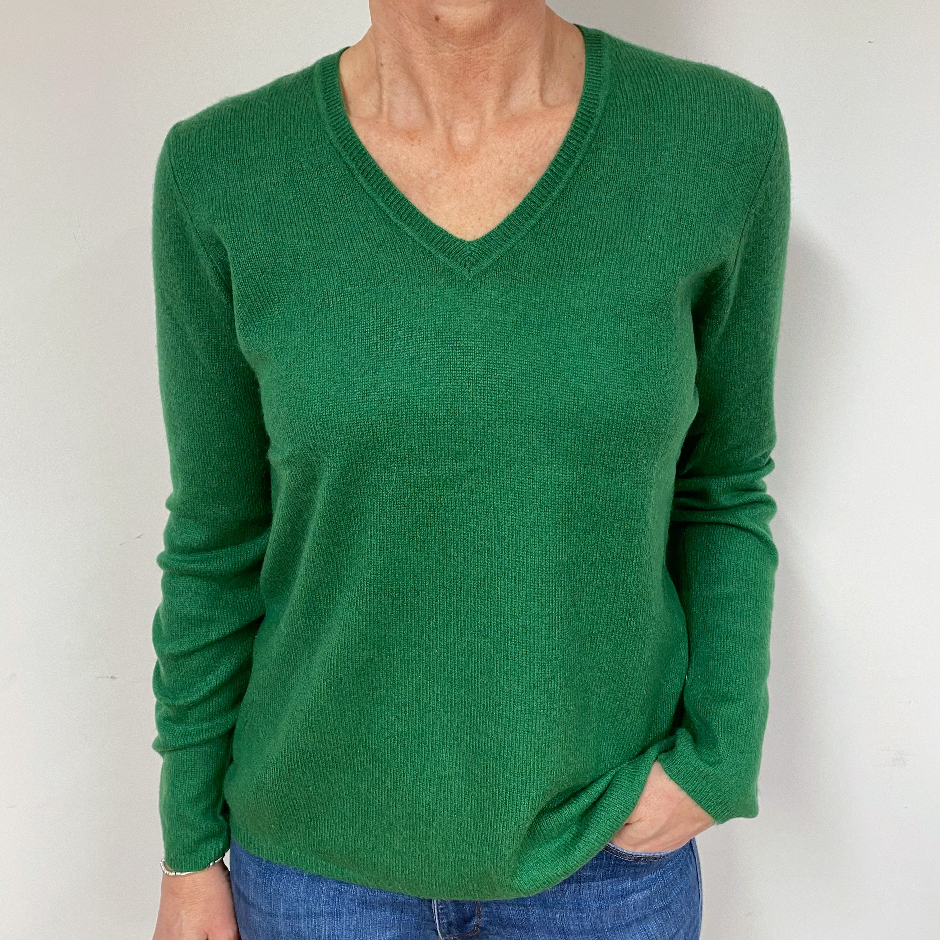 Shamrock Green Cashmere V-Neck Jumper Medium