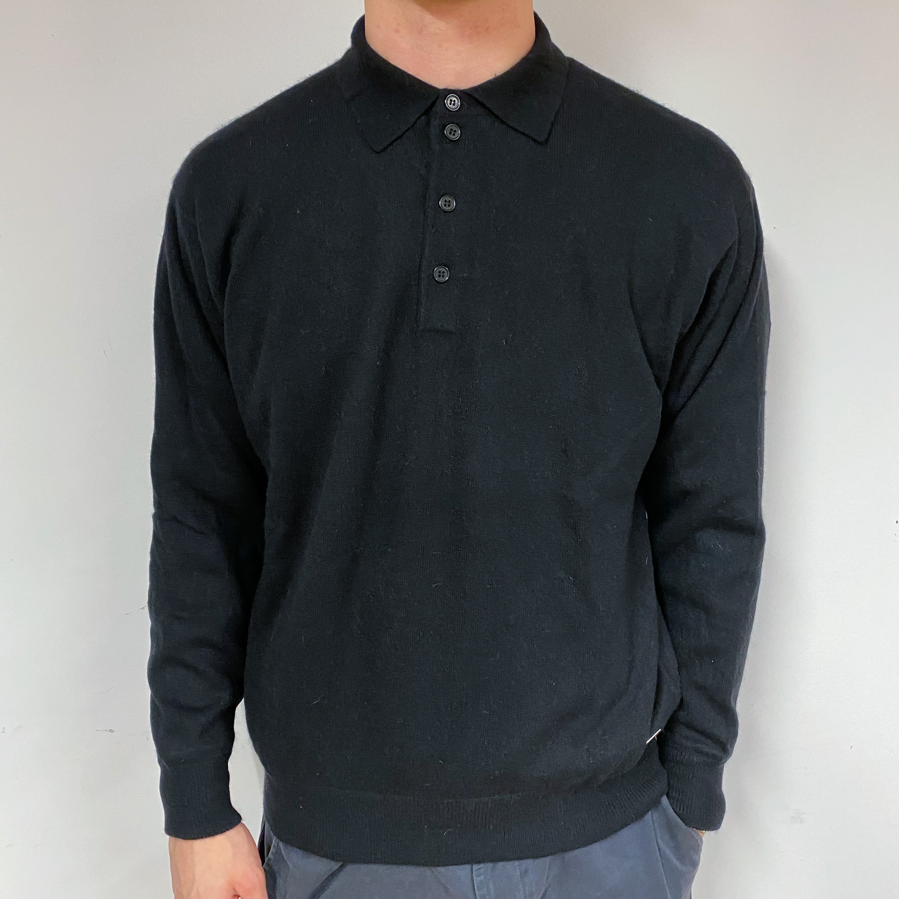 Men's Black Cashmere Collared Jumper Large