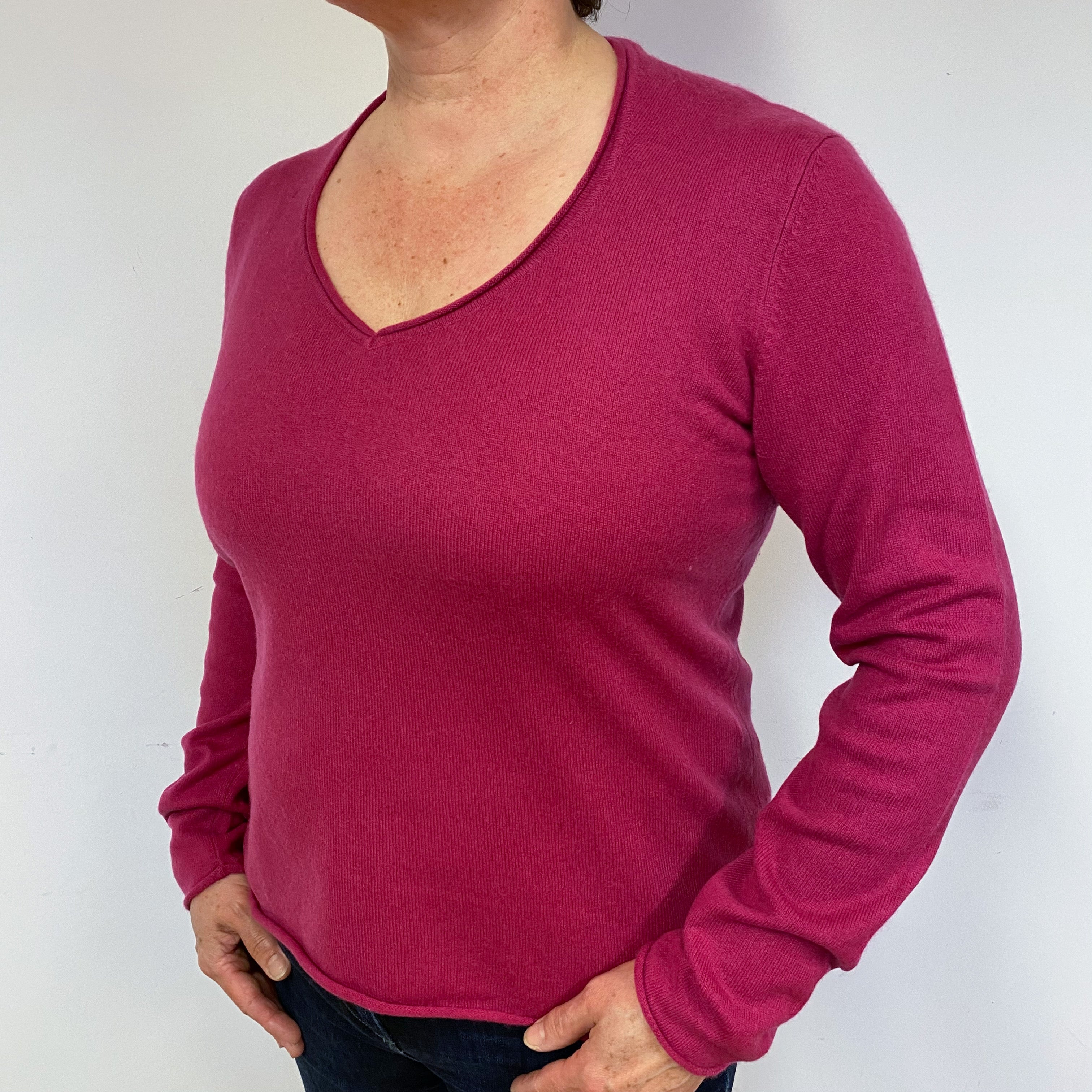 Raspberry Pink Cashmere V-Neck Jumper Large.