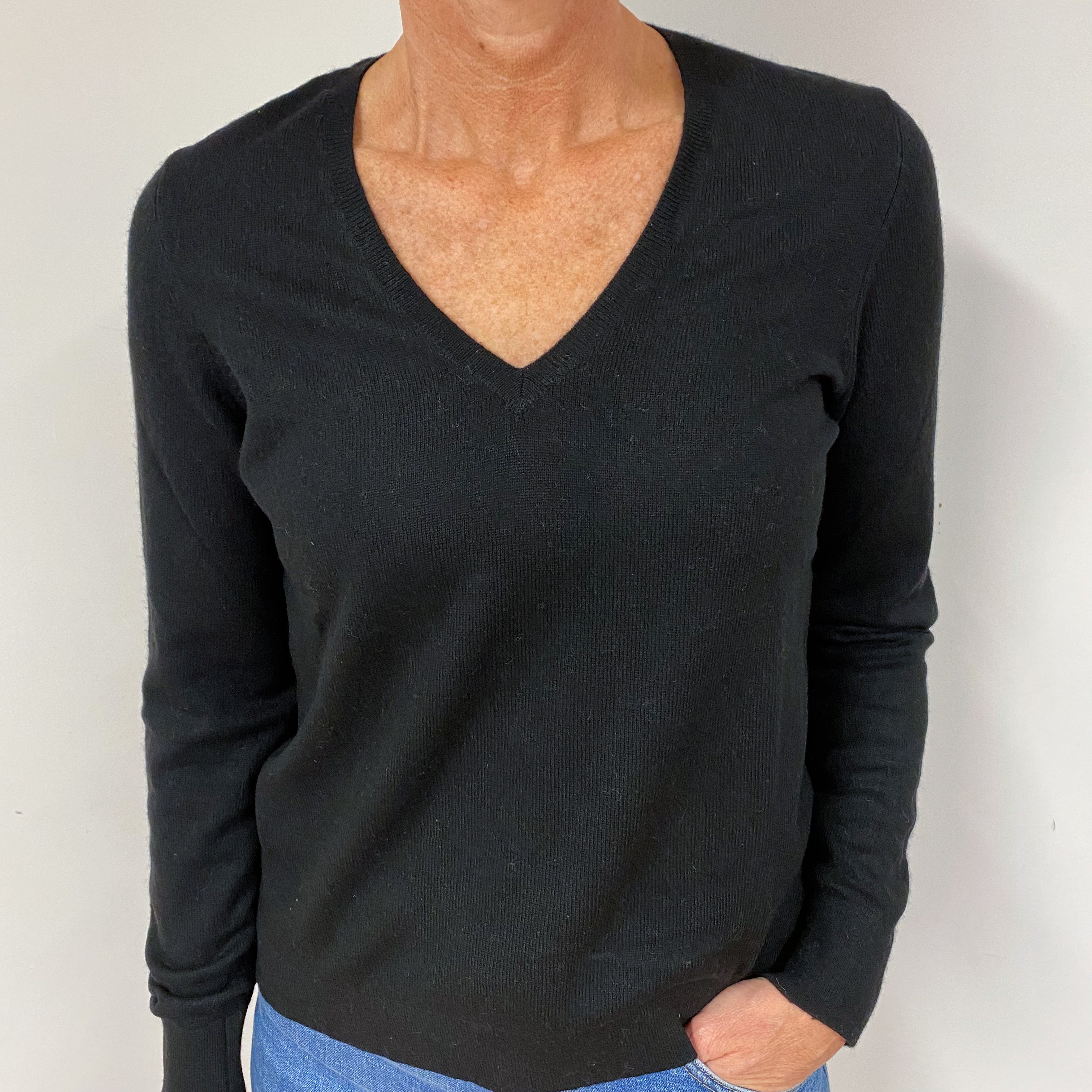 Black Cashmere V-Neck Jumper Medium