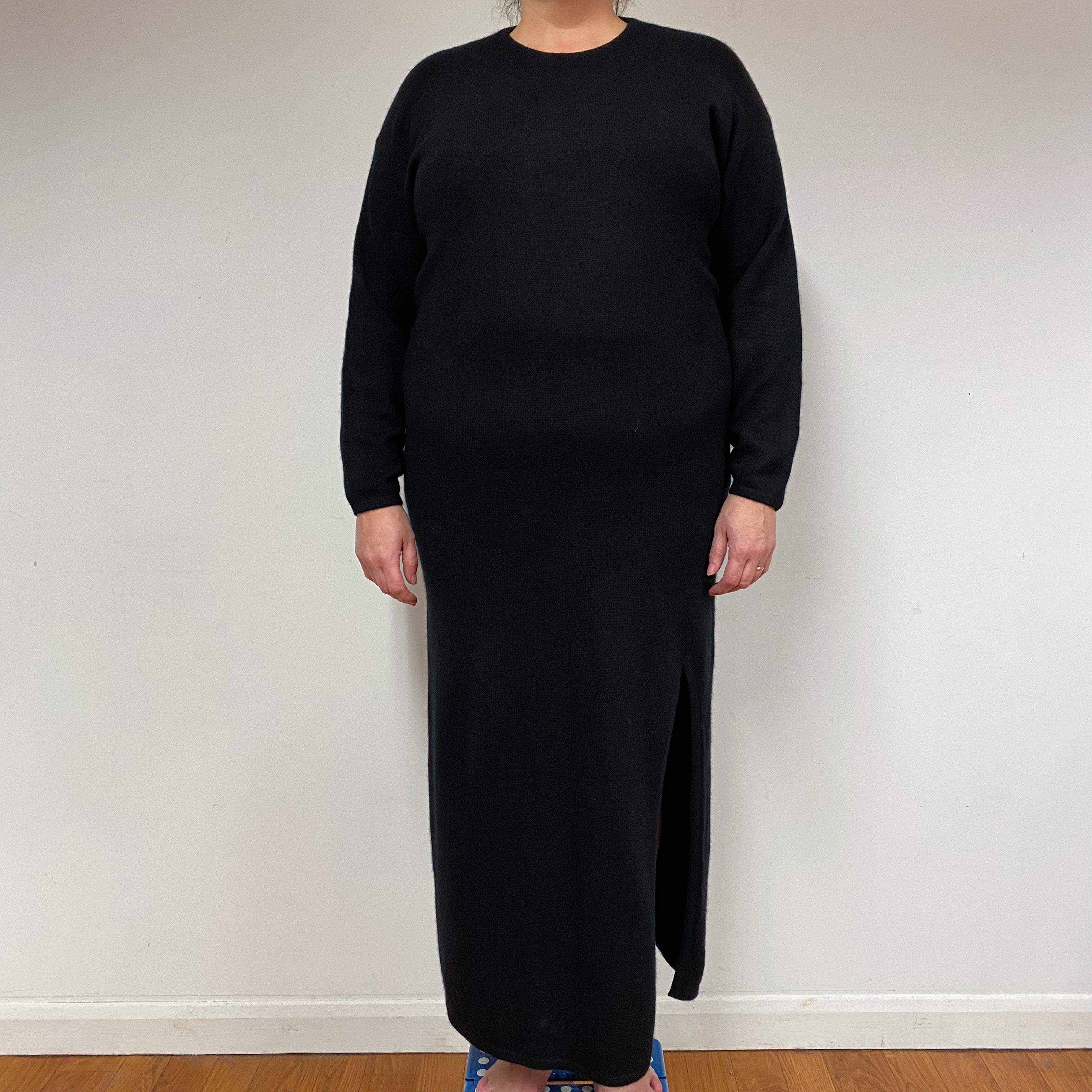 Long Black Cashmere Crew Neck Dress Extra Large