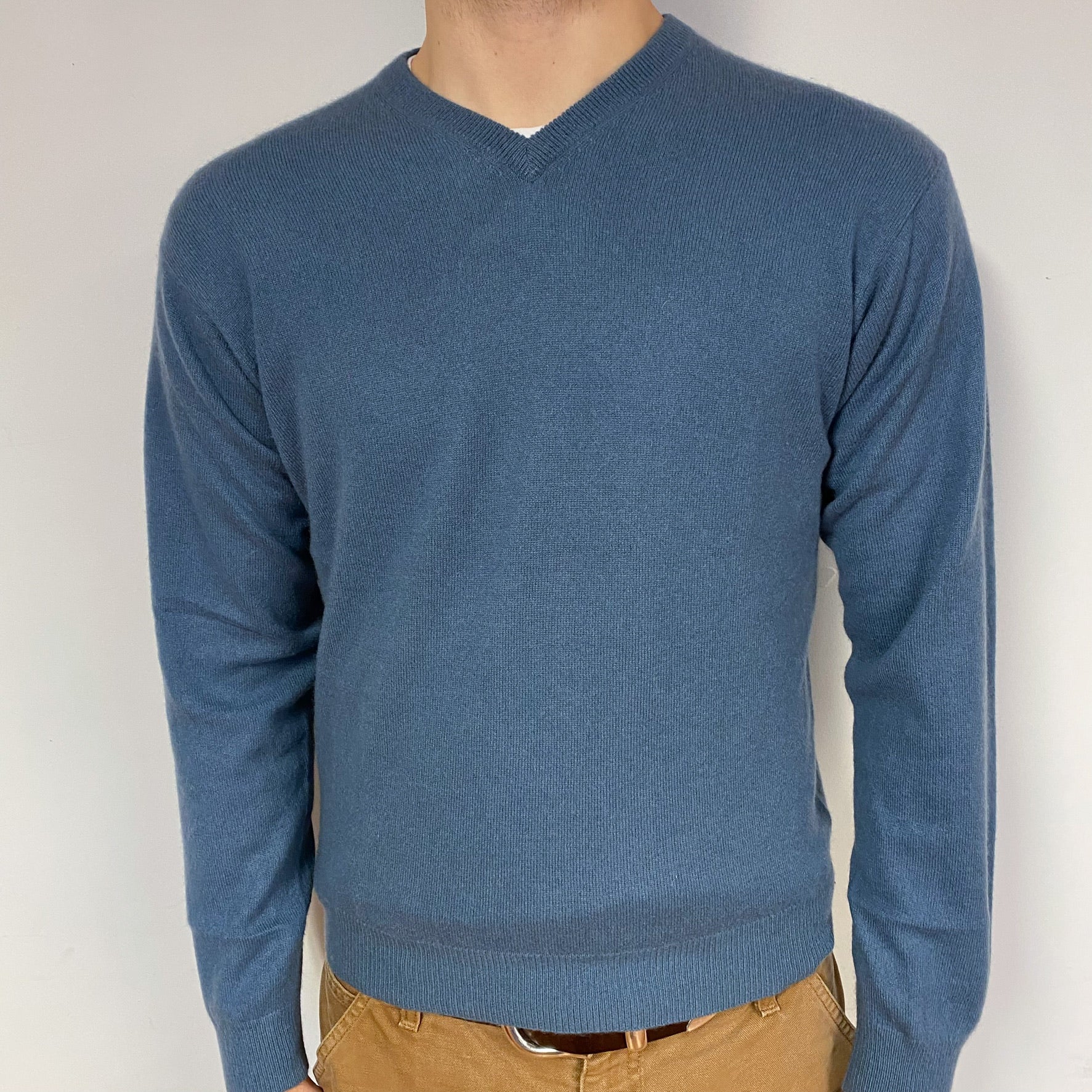 Men's Dark Duck Egg Blue Cashmere V-Neck Jumper Medium