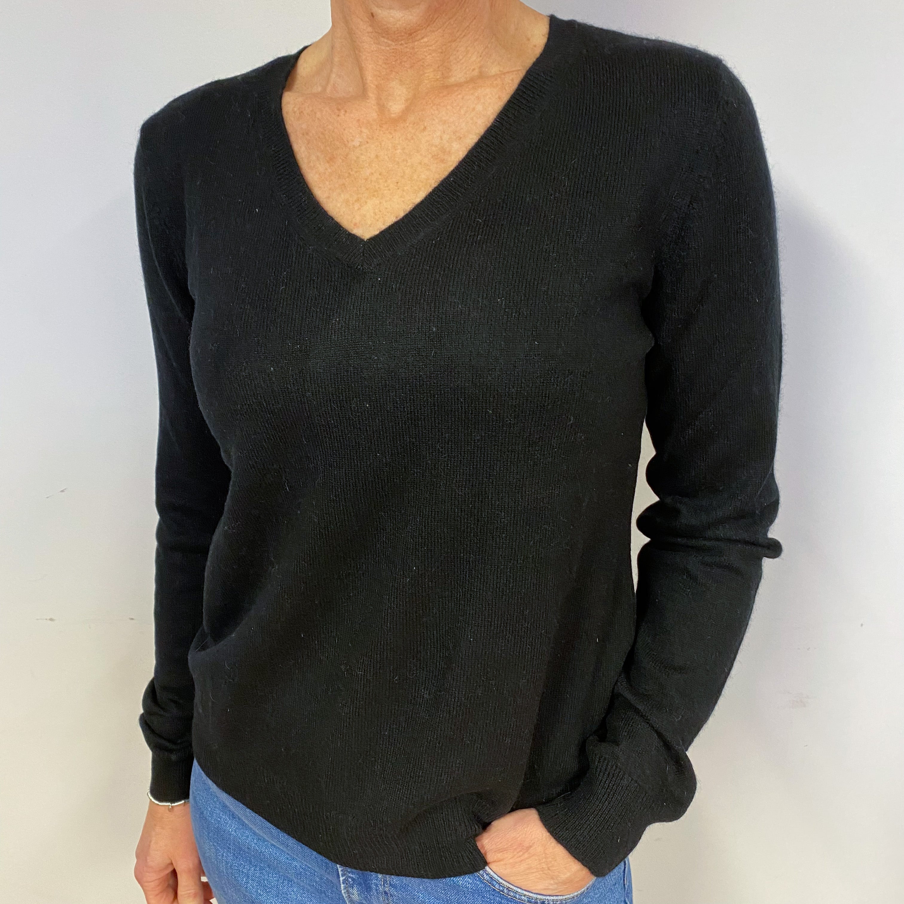 Black Cashmere V-Neck Jumper Medium