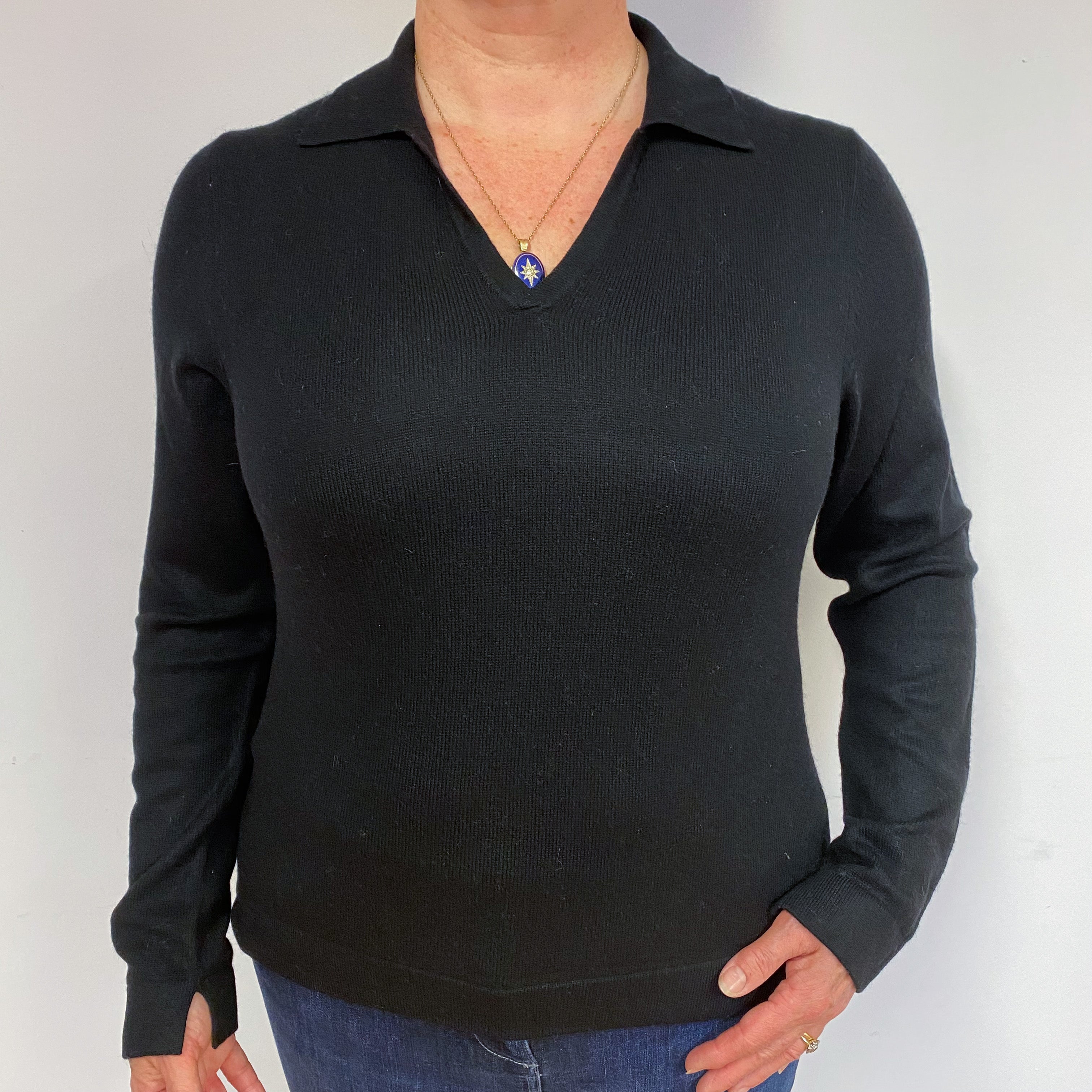 Black Collared Cashmere V-Neck Jumper Large