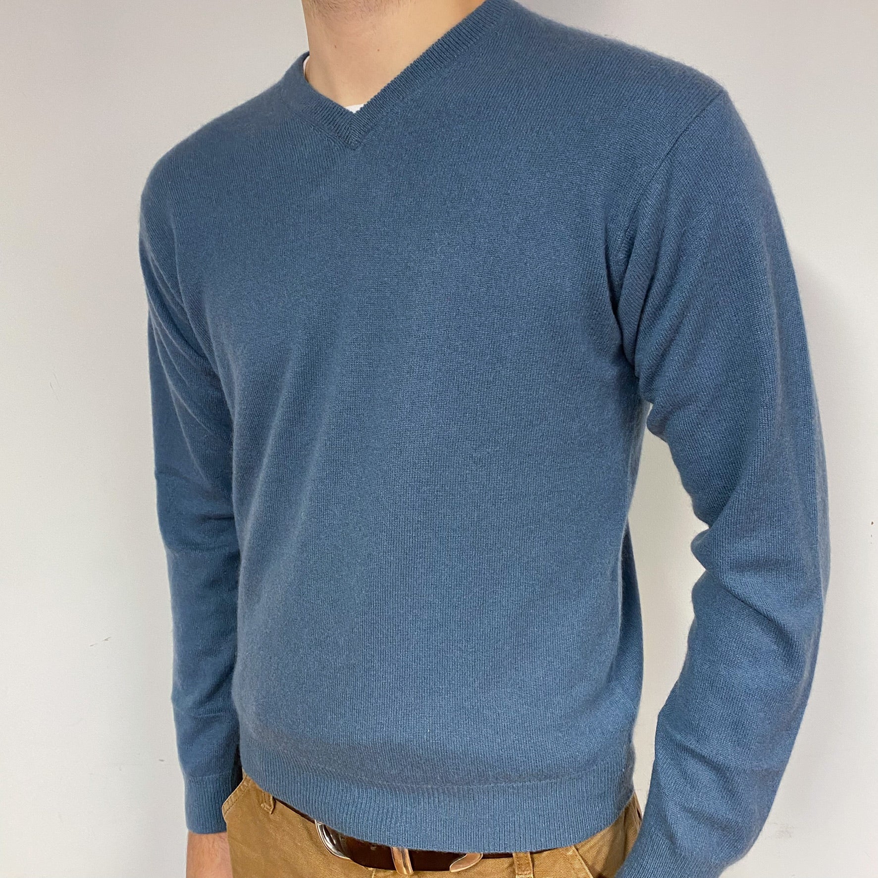Men's Dark Duck Egg Blue Cashmere V-Neck Jumper Medium