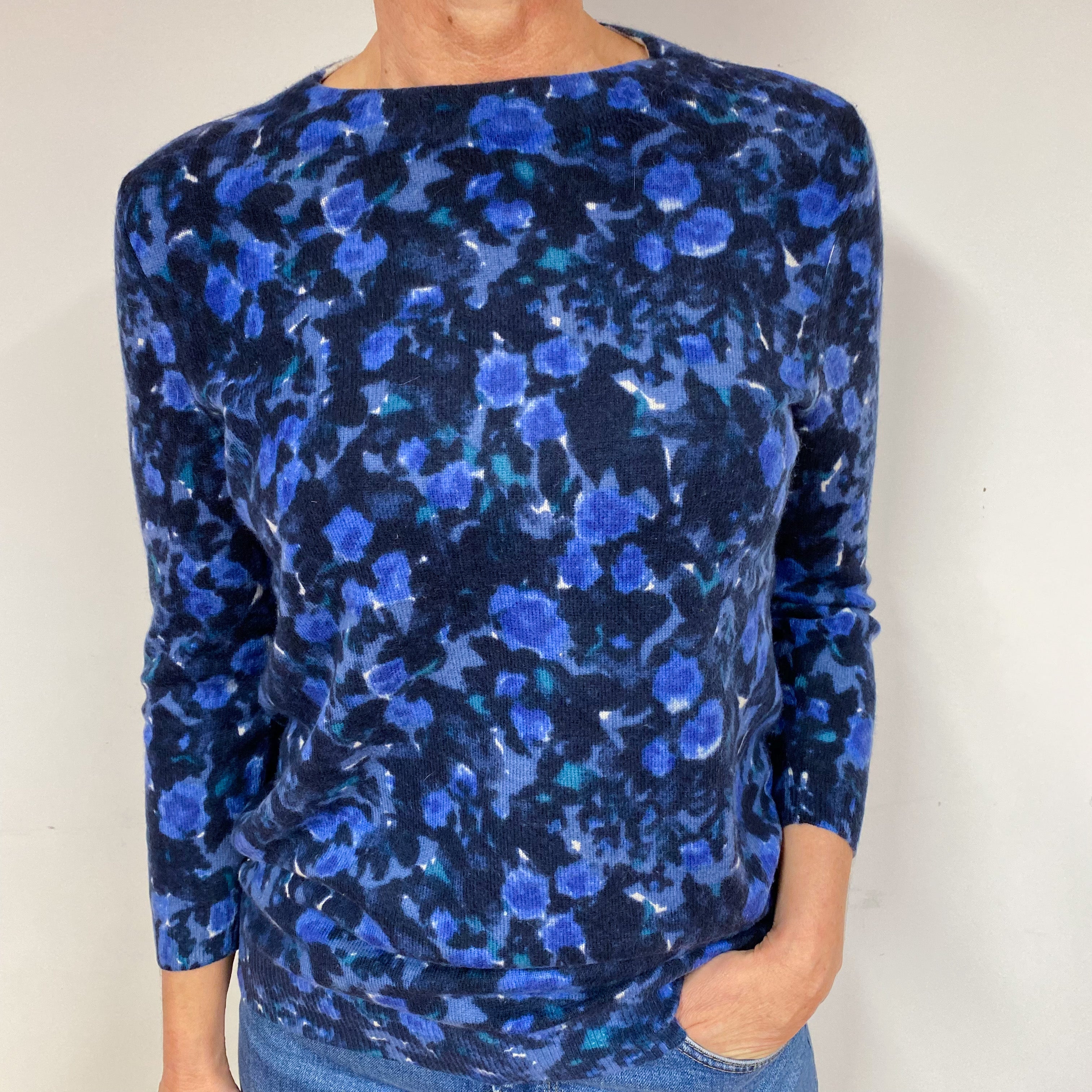 Blue Floral Cashmere Crew Neck Jumper Medium
