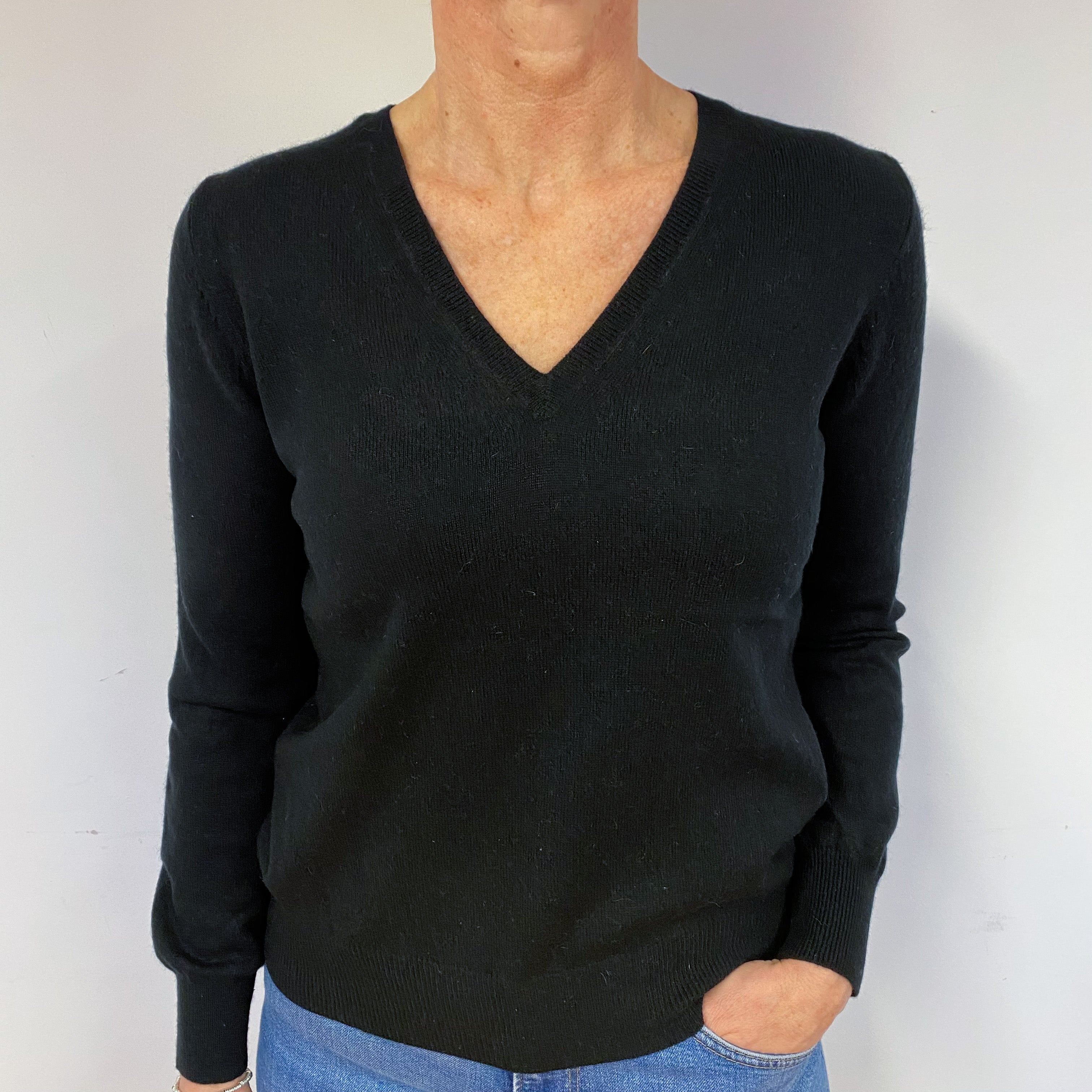 Black Cashmere V-Neck Jumper Medium