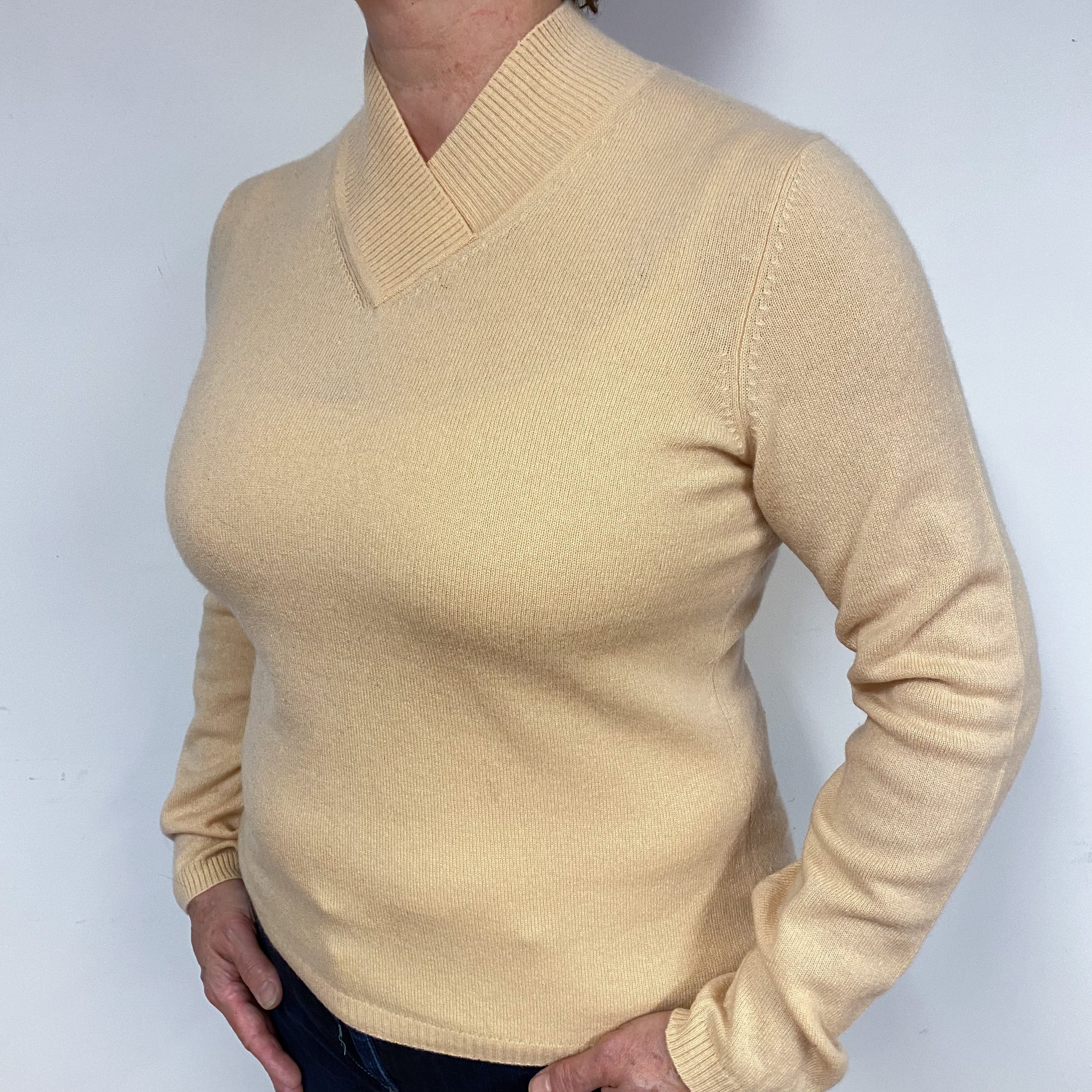 Pale Apricot Cashmere V-Neck Jumper Large
