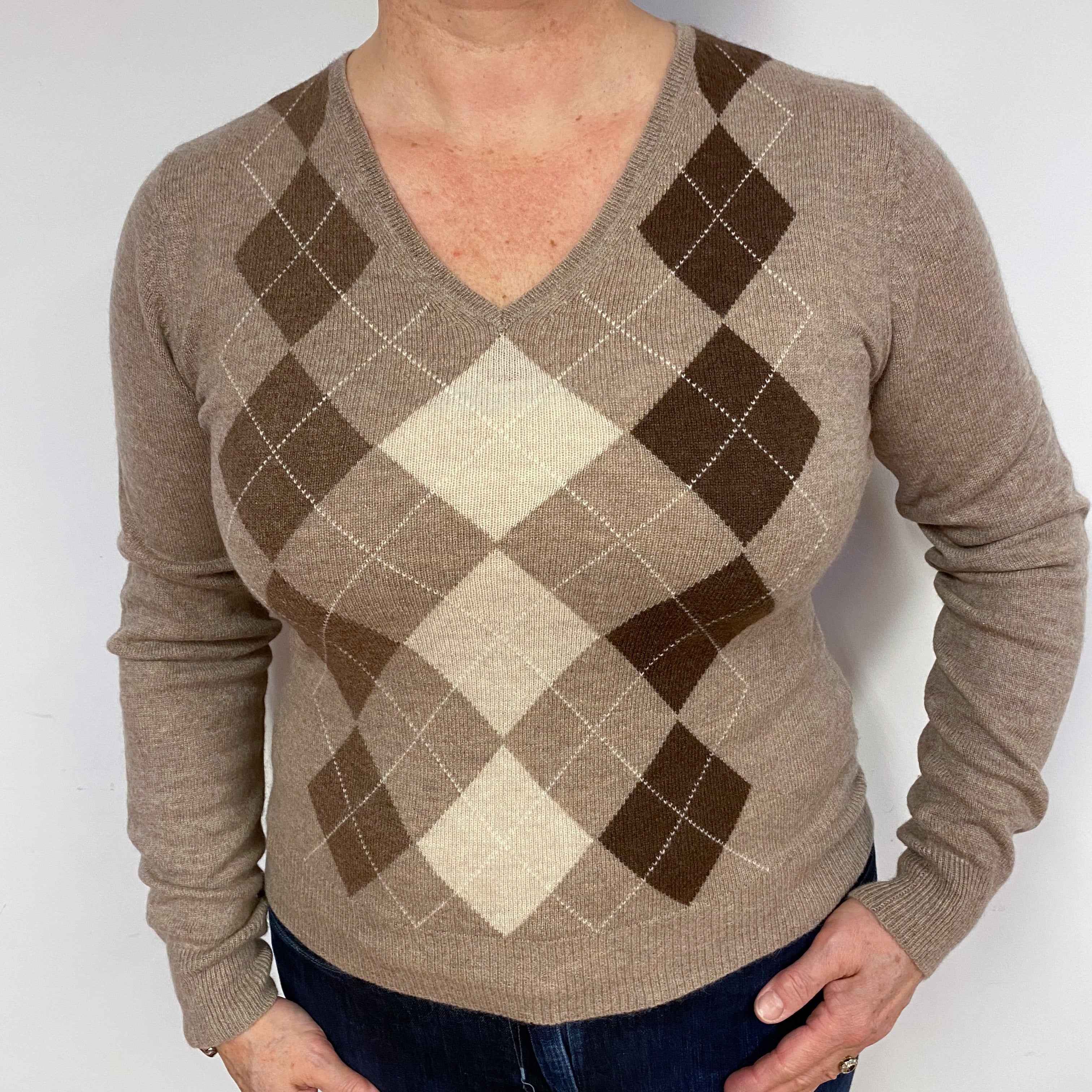 Fudge Brown Diamond Cashmere V-Neck Jumper Large