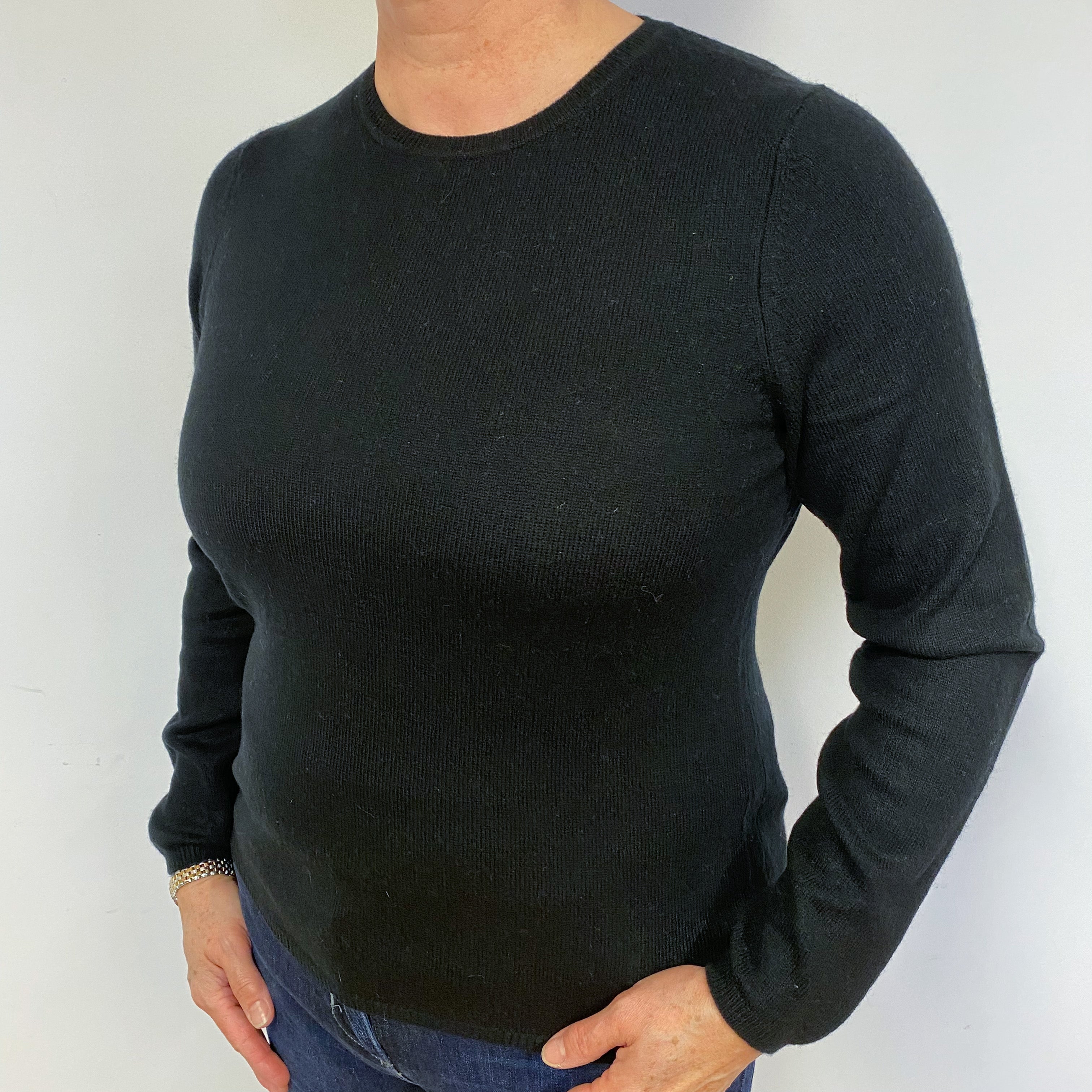 Black Cashmere Crew Neck Jumper Large.