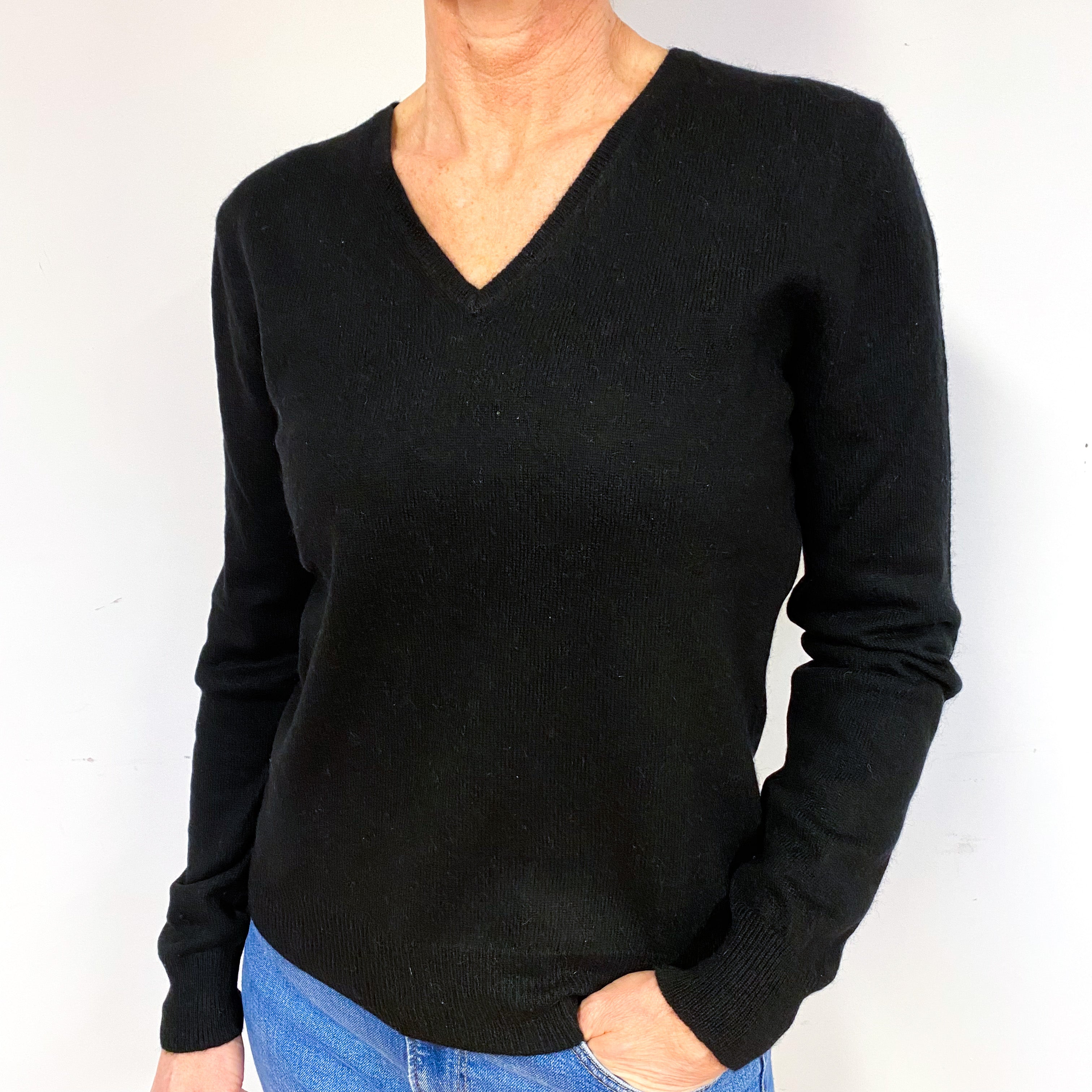Black Cashmere V-Neck Jumper Medium