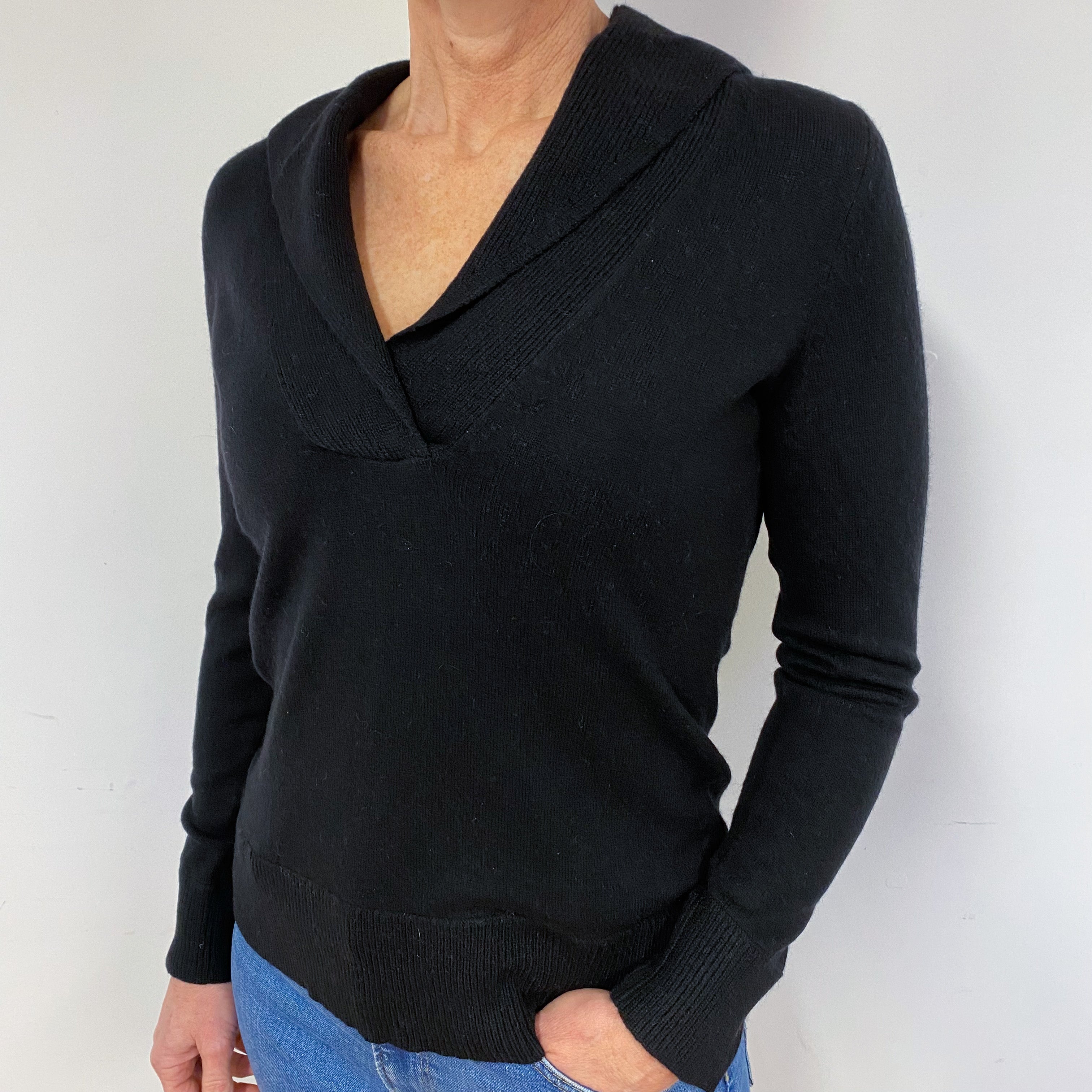 Black Shawl Collar Cashmere V-Neck Jumper Medium