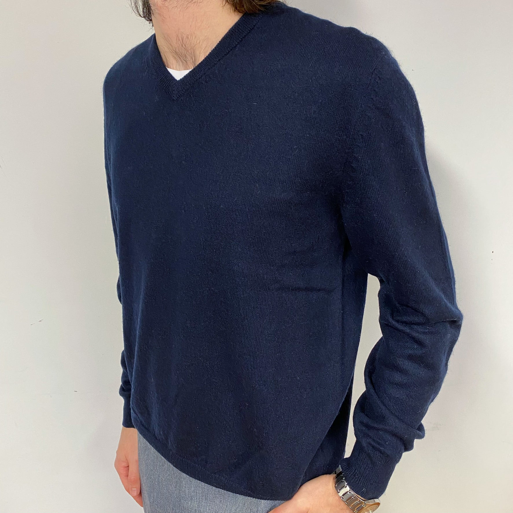 Men's Navy Blue Cashmere V-Neck Jumper Small