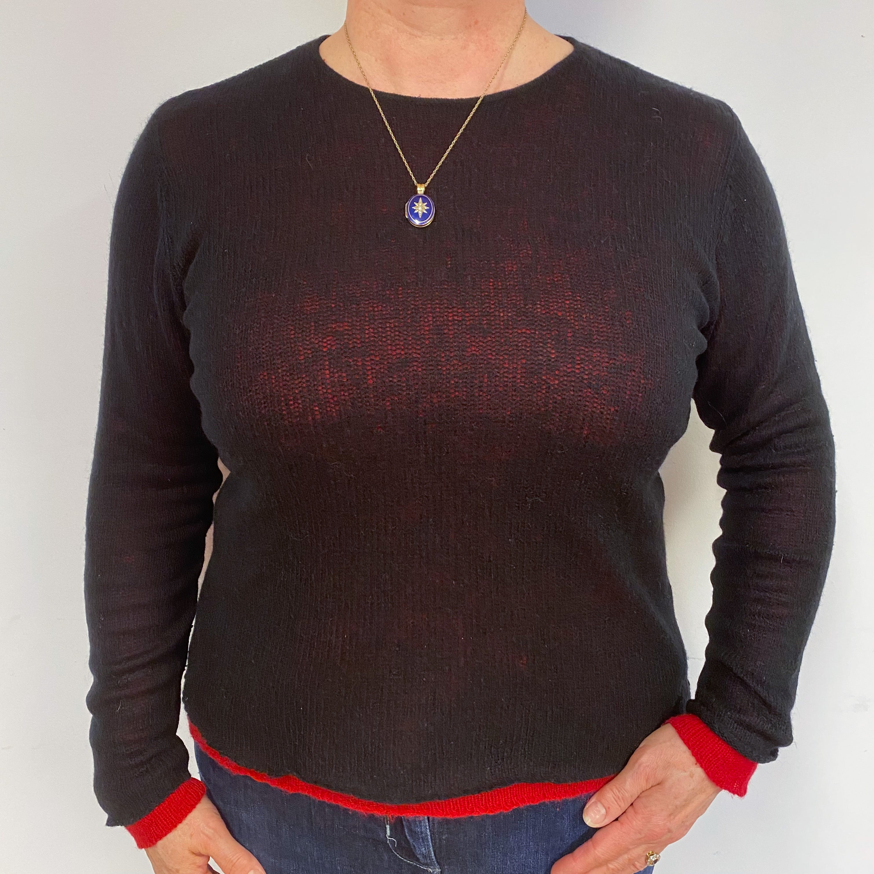 Black and Red Cashmere Crew Neck Jumper Large
