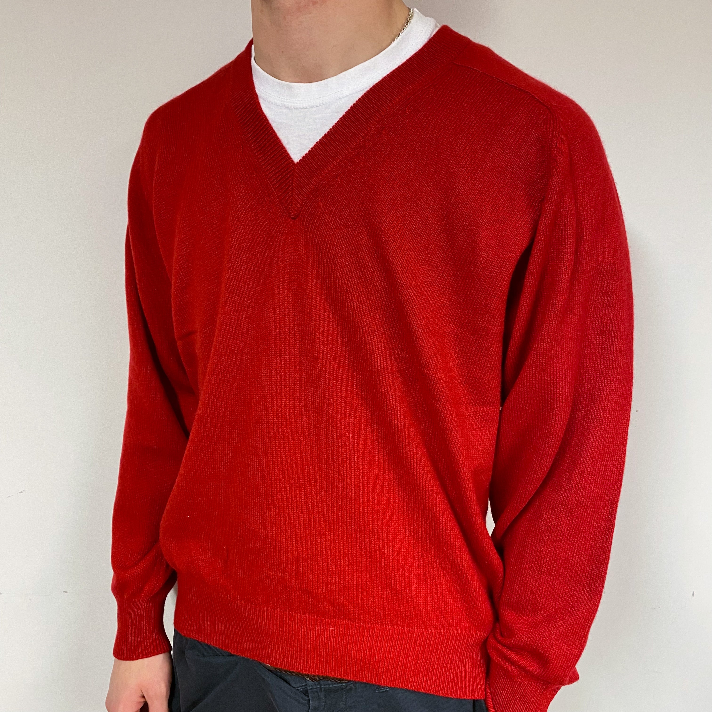 Men's Spanish Red Vintage Cashmere V-Neck Jumper Large
