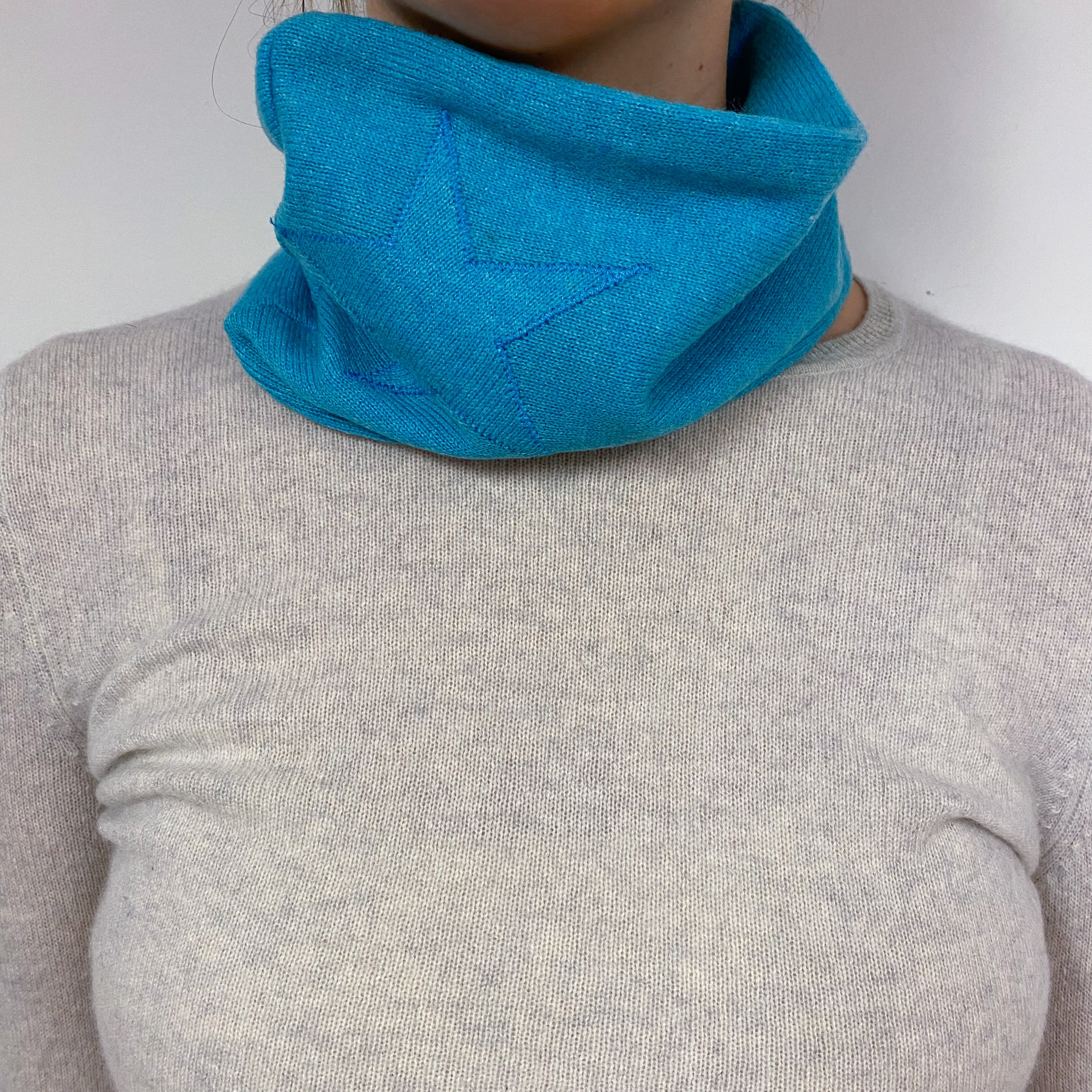Turquoise Cashmere Neck Warmer with Star