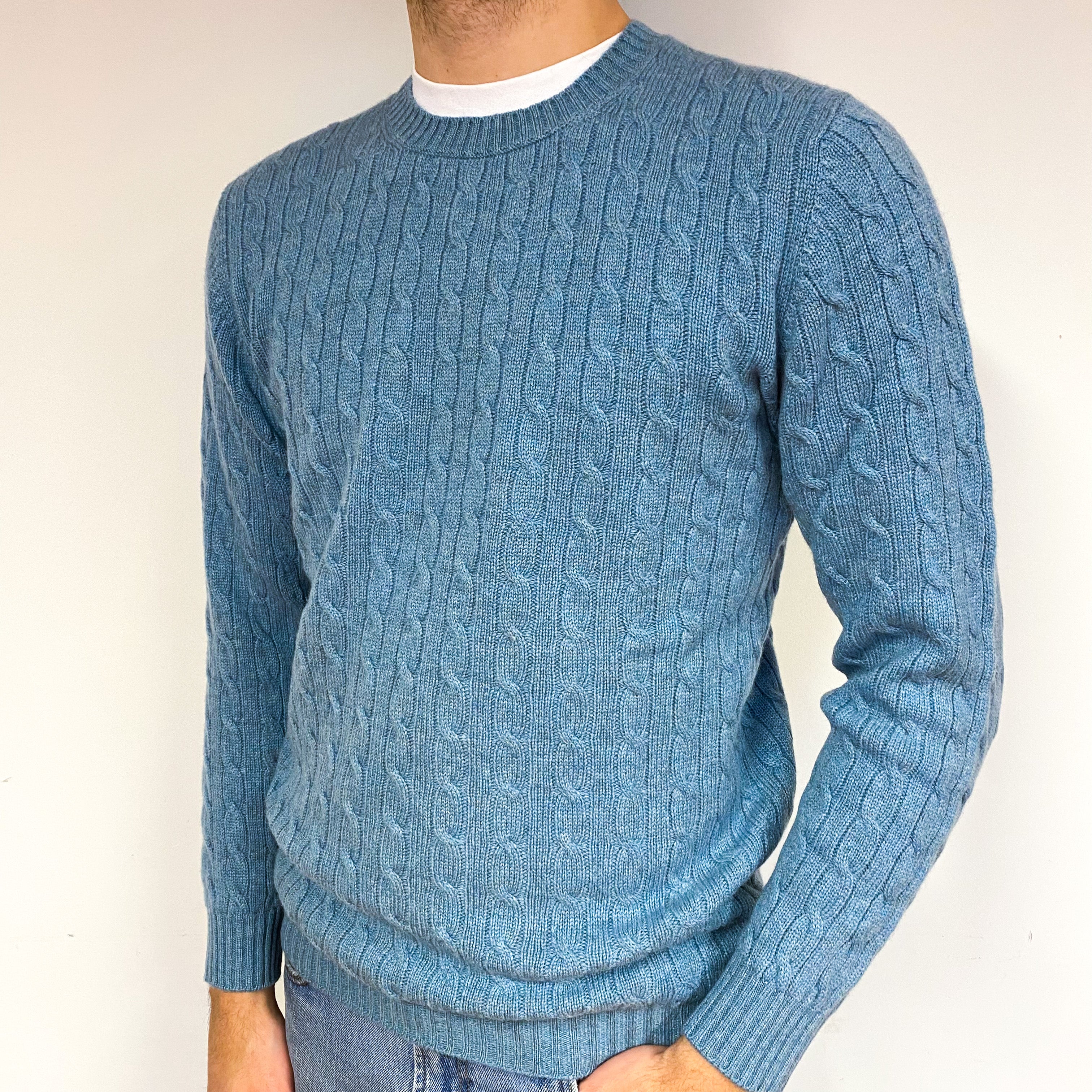 Men’s Brand New Scottish Ocean Blue Cable Crew Neck Jumper Medium