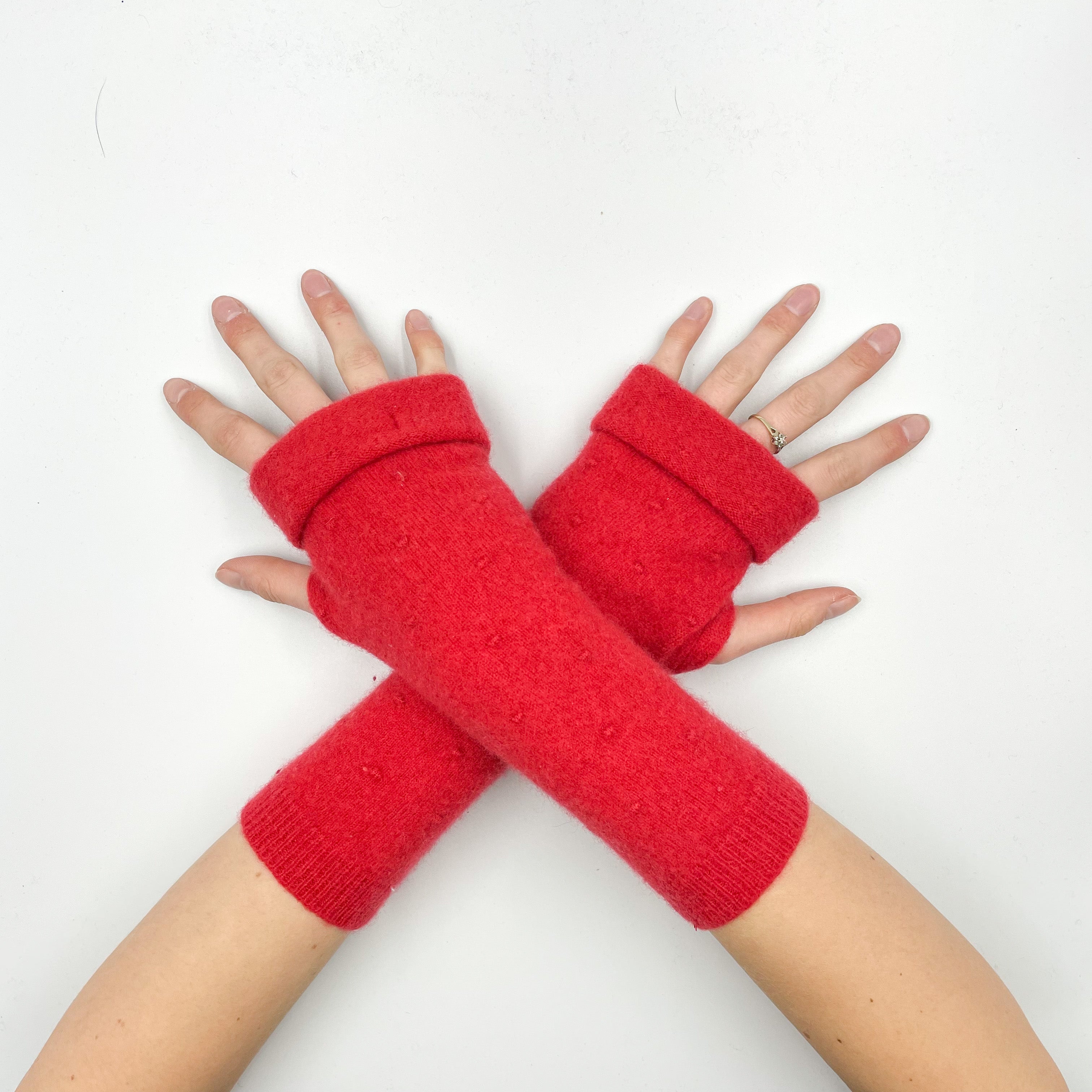 Scarlet Spotty Knit Fingerless Gloves