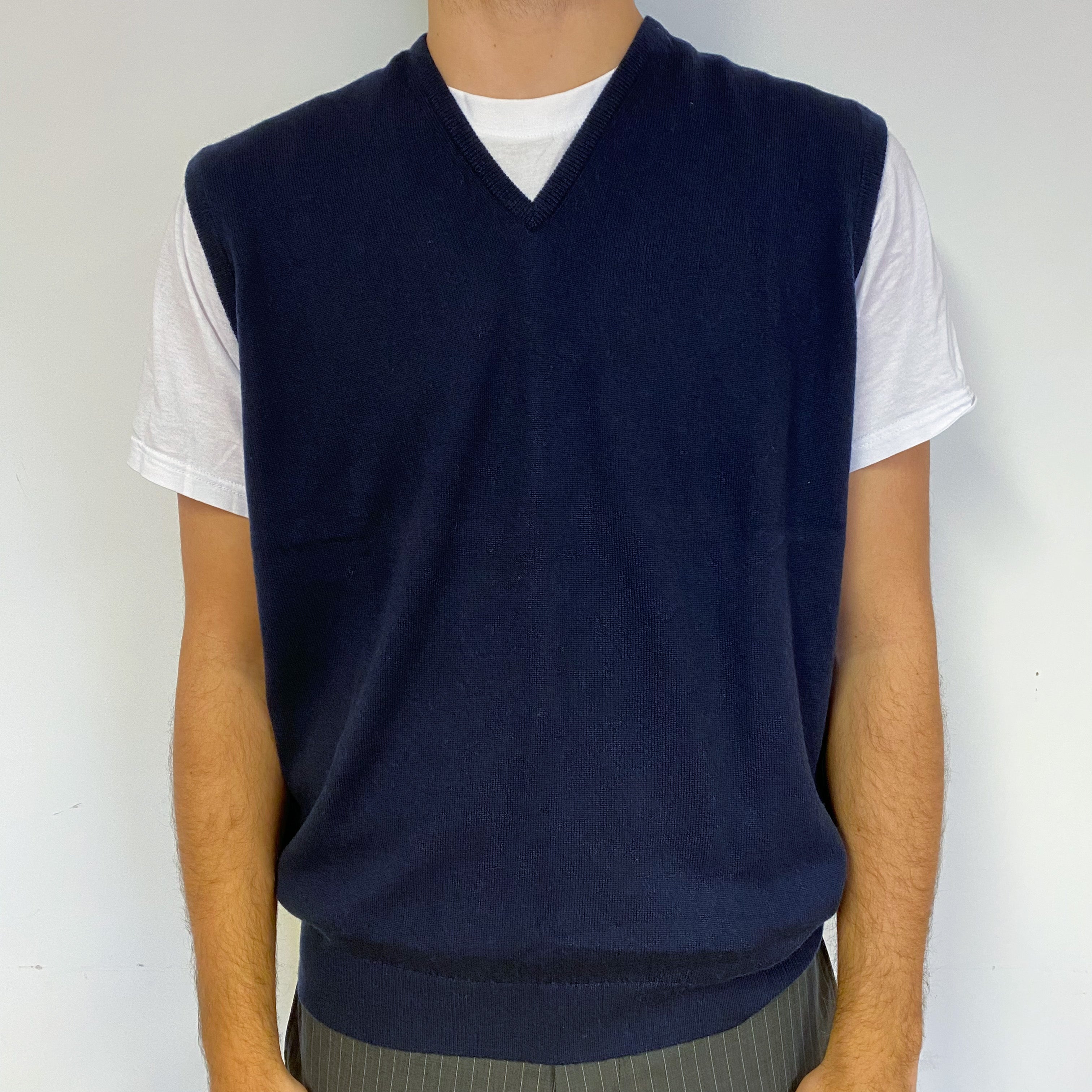 Men’s Brand New Scottish Navy Sleeveless Jumper XS