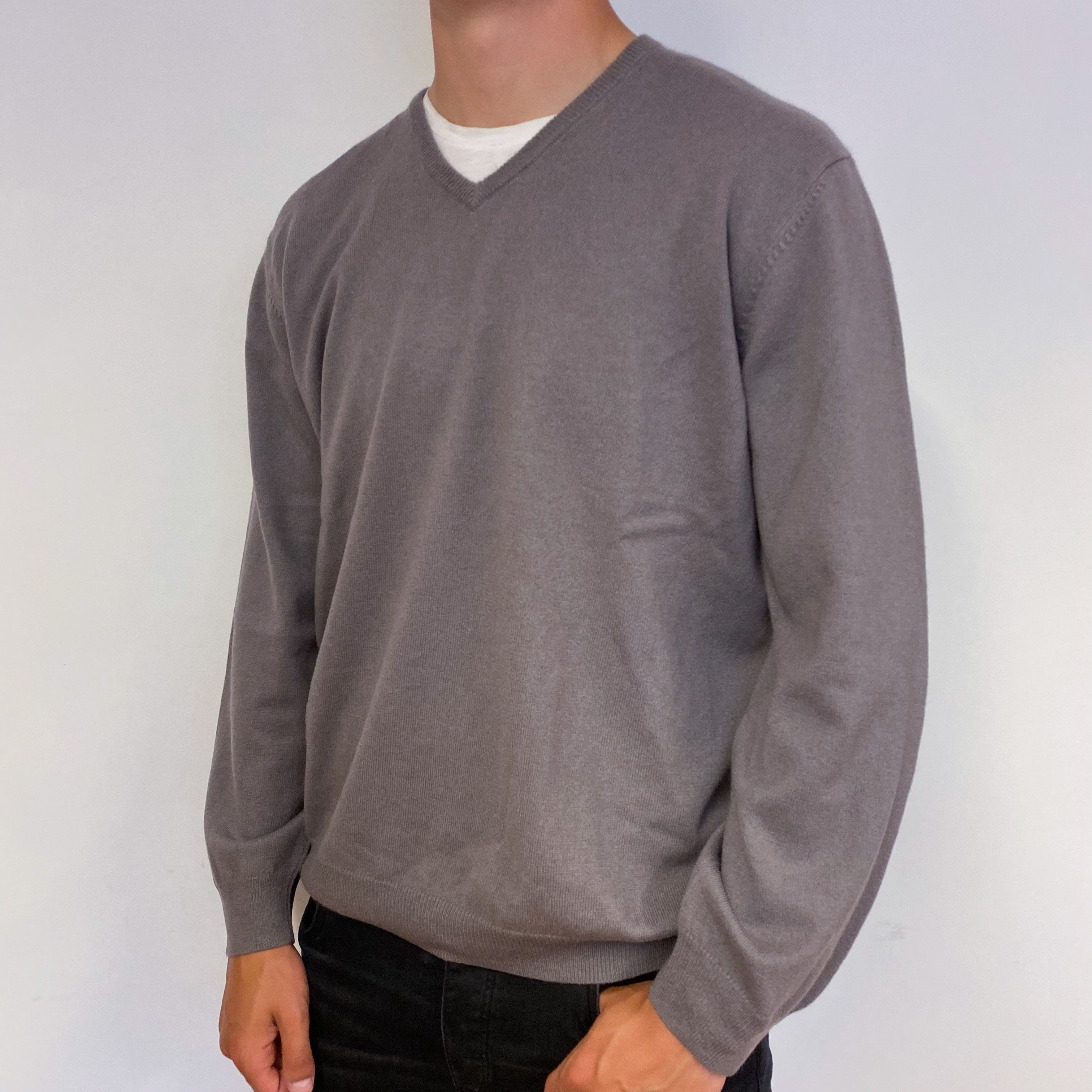 Men’s Cement Grey V Neck Jumper Extra Large