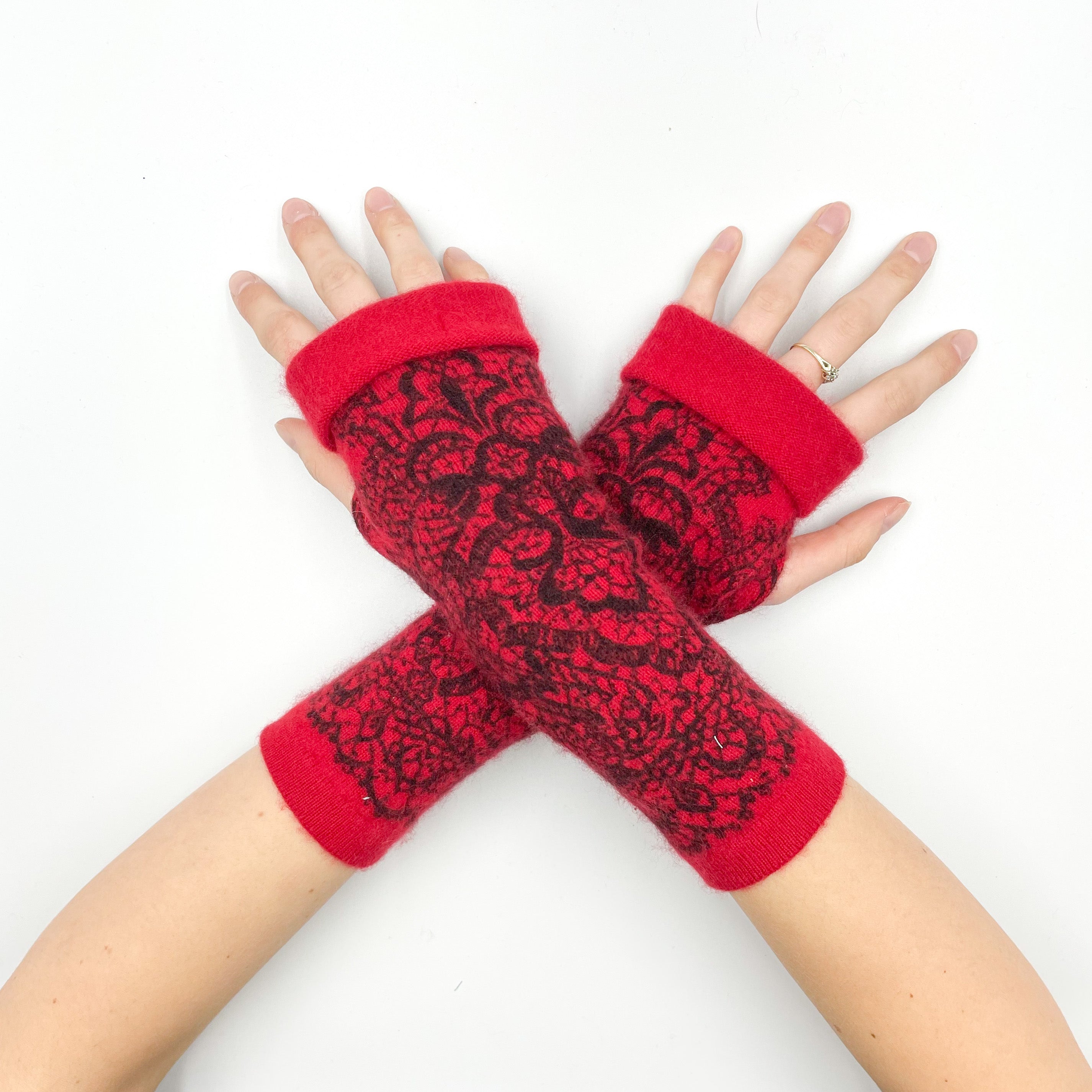 Red and Black Pattern Fingerless Gloves
