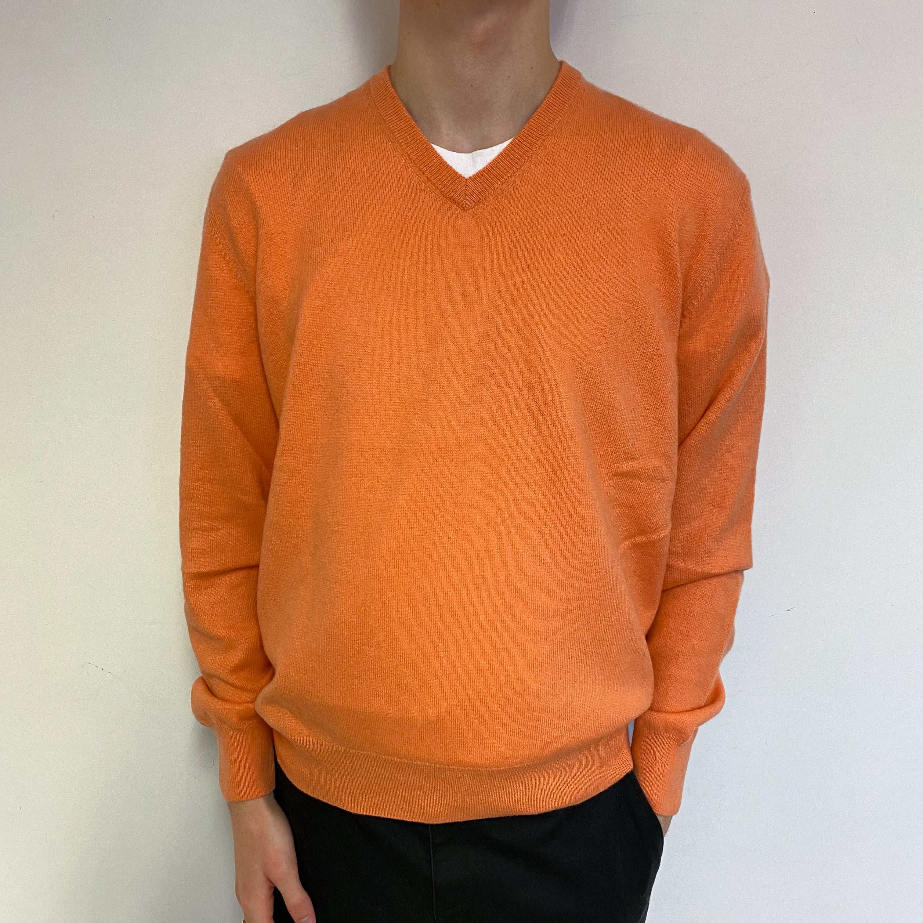 Men’s Tangerine V Neck Jumper Large