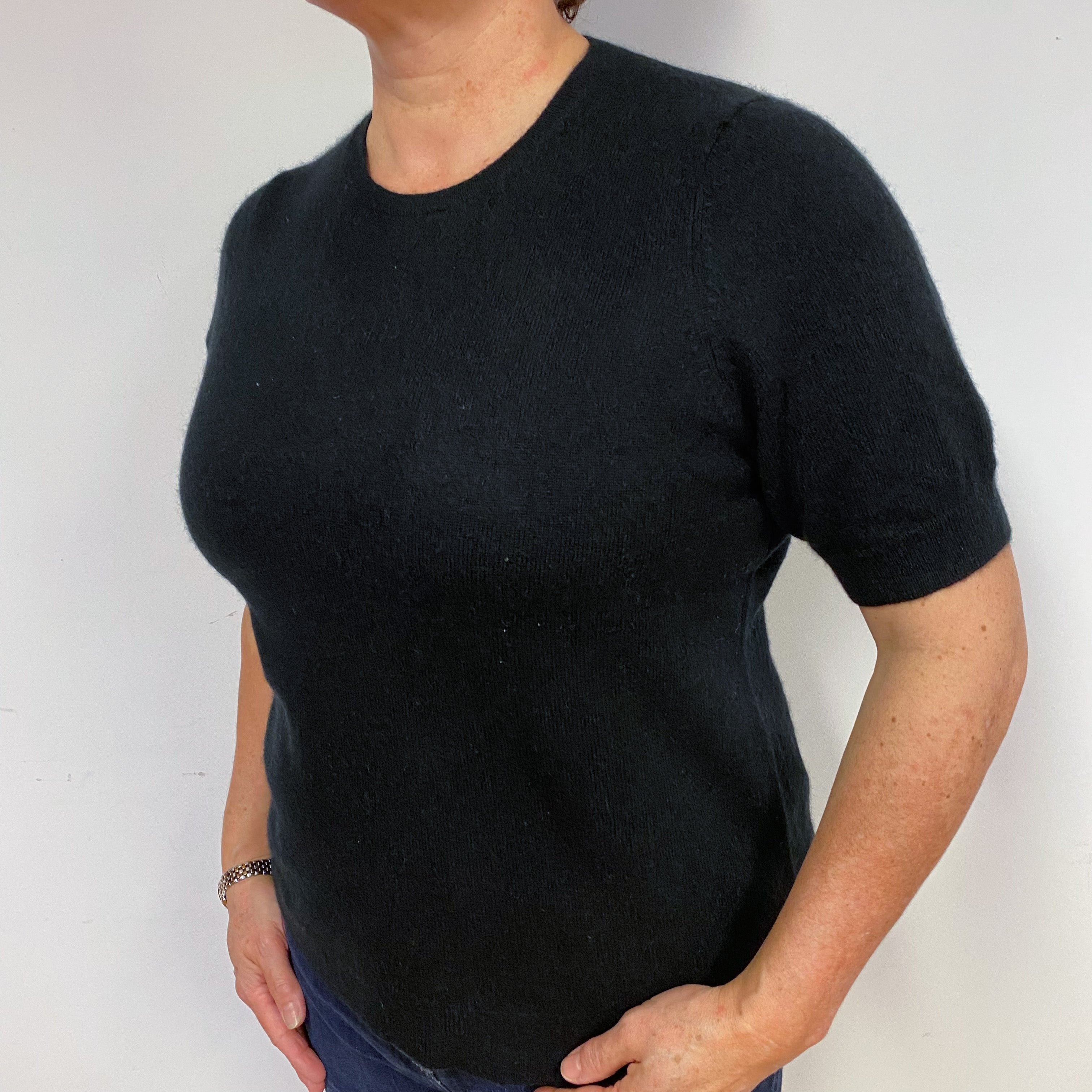 Black Cashmere Short Sleeved Jumper Large