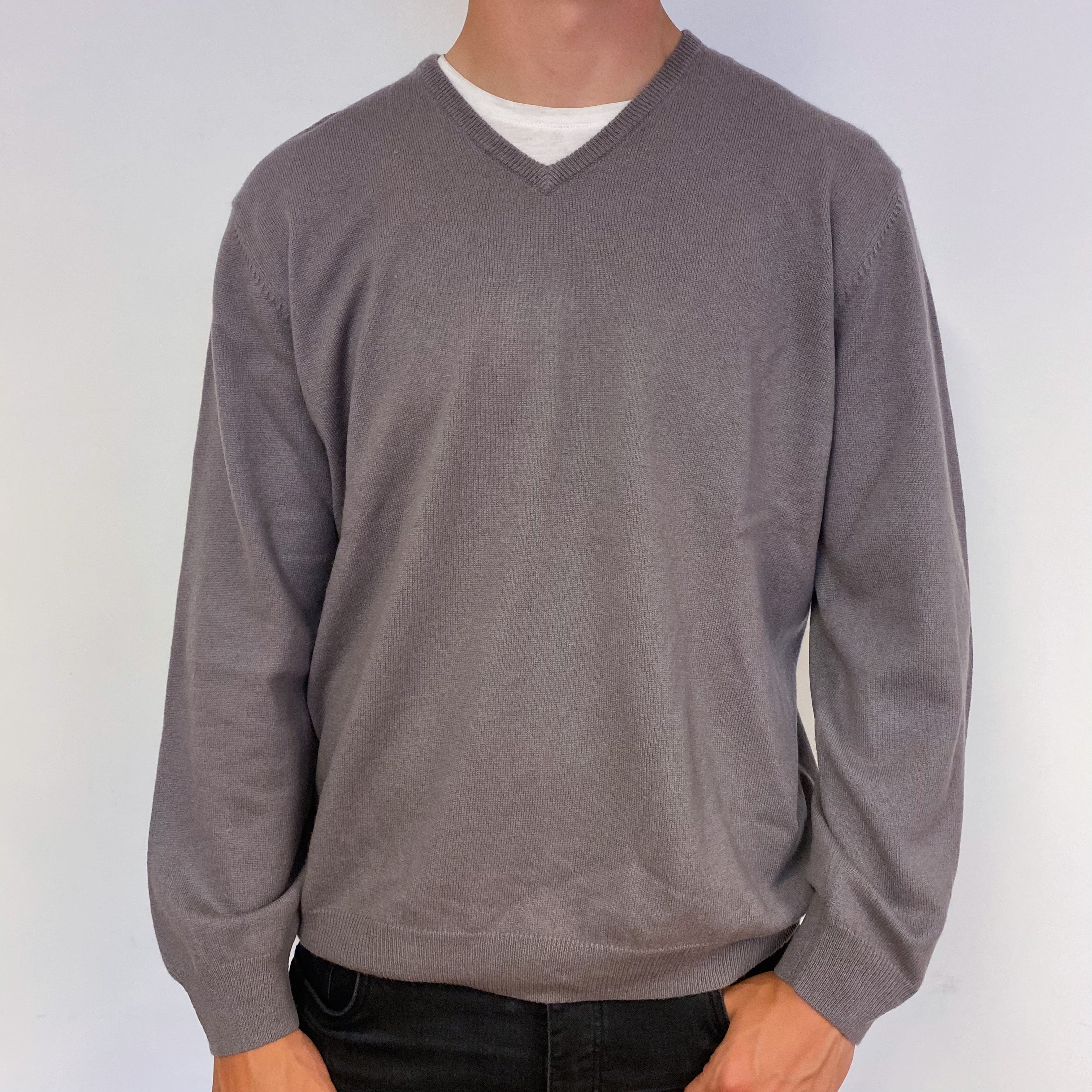 Men’s Cement Grey V Neck Jumper Extra Large