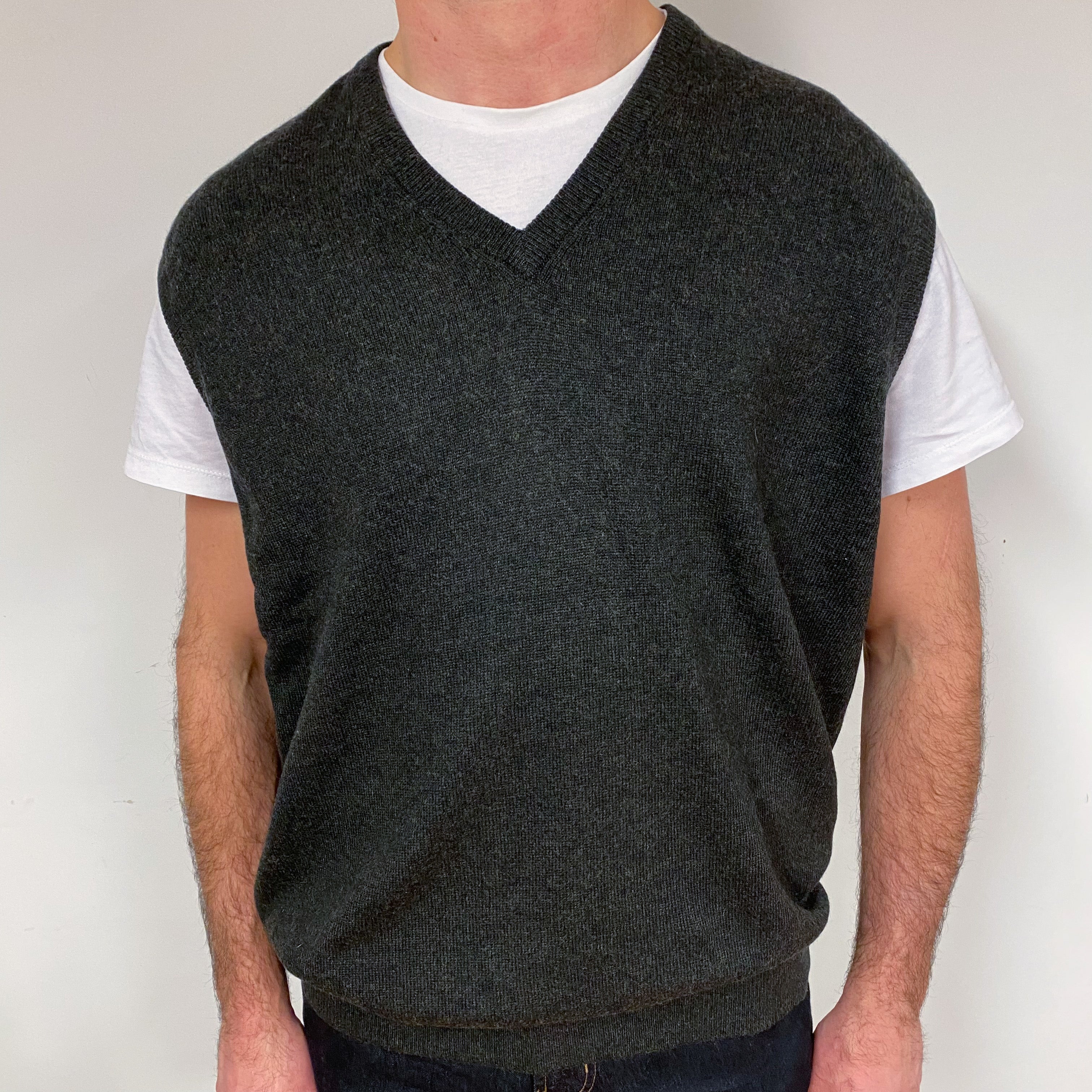 Men's Italian Dark Grey Cashmere V-Neck Tank Top Extra Large