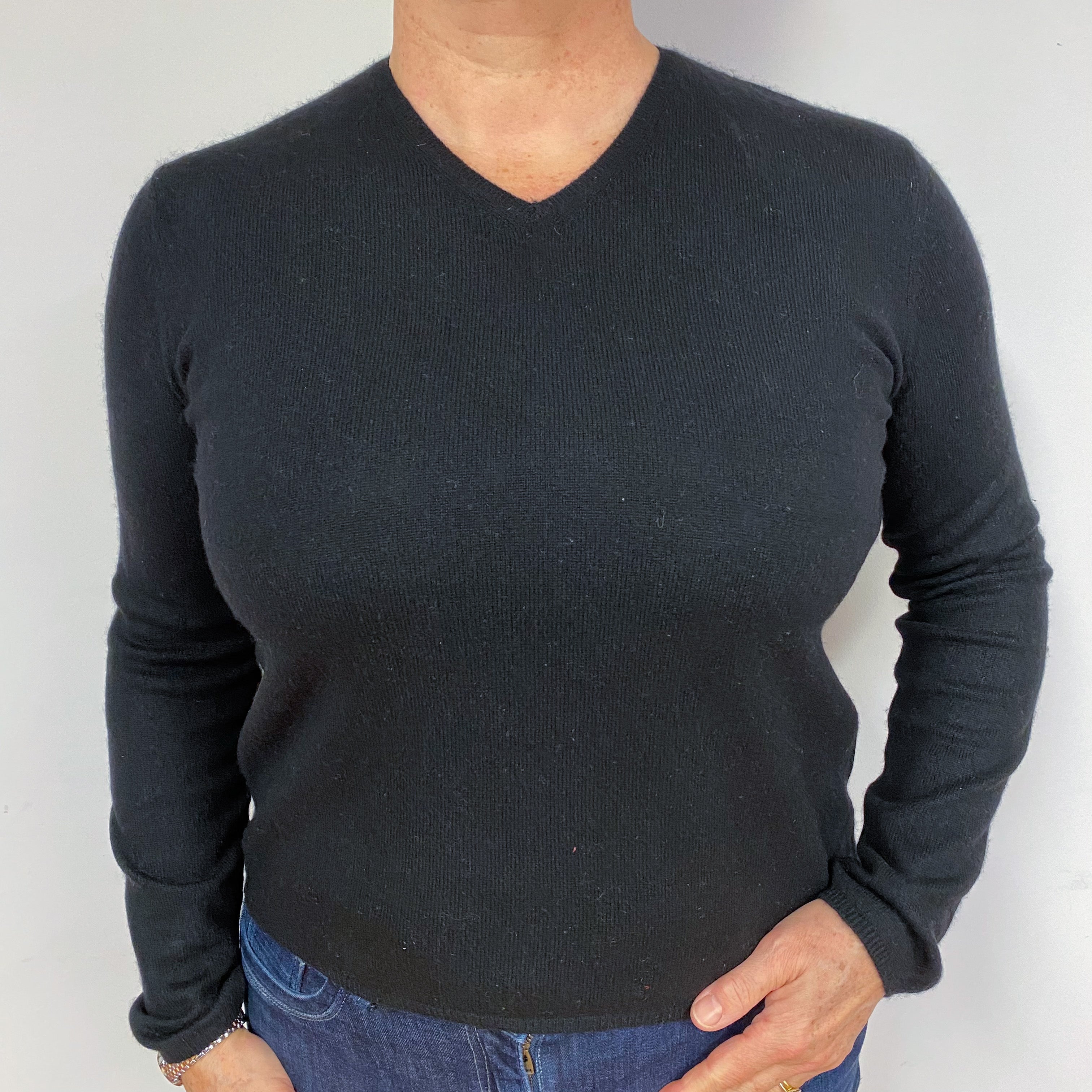 Black Cashmere V-Neck Jumper Large