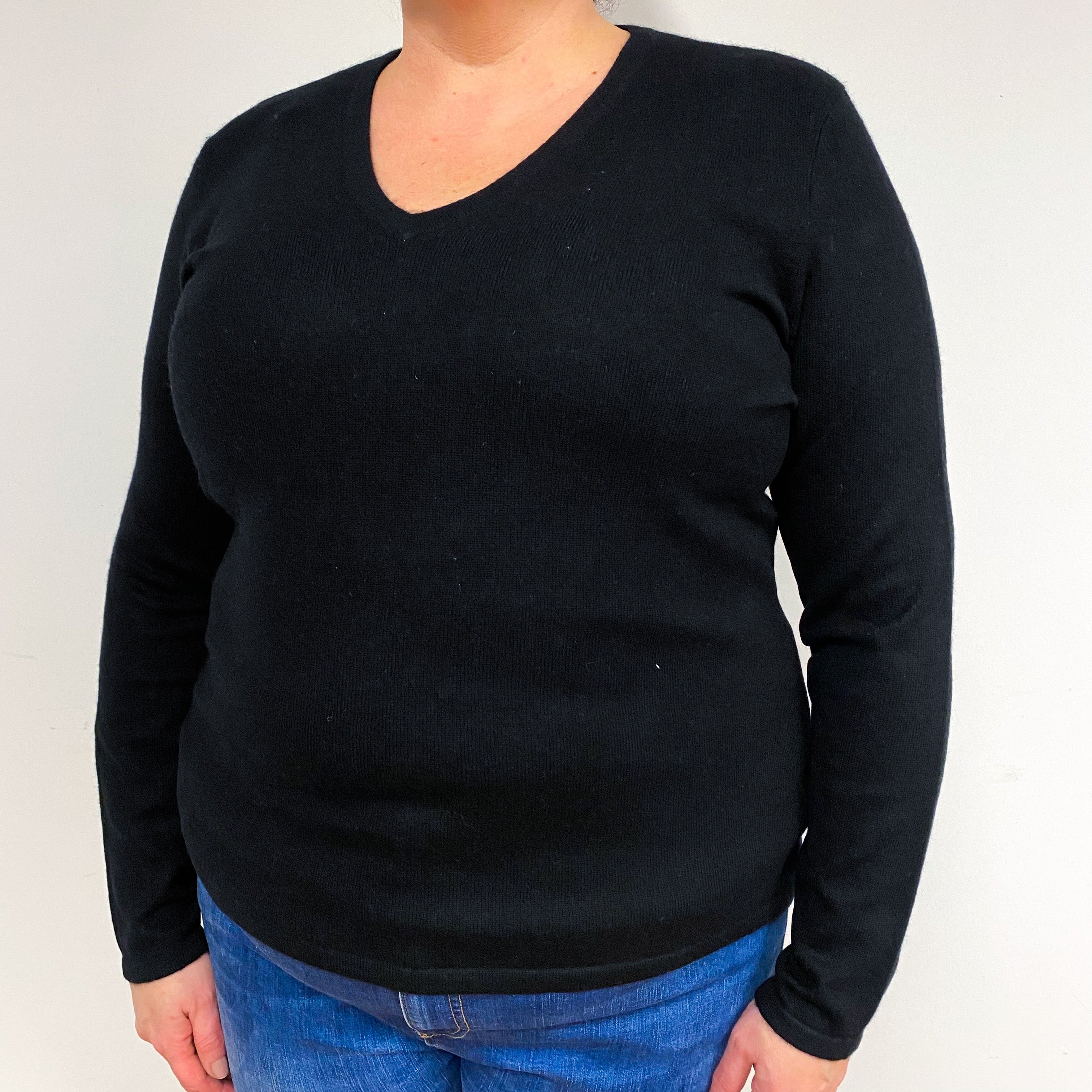 Black Cashmere V-Neck Jumper Extra Large