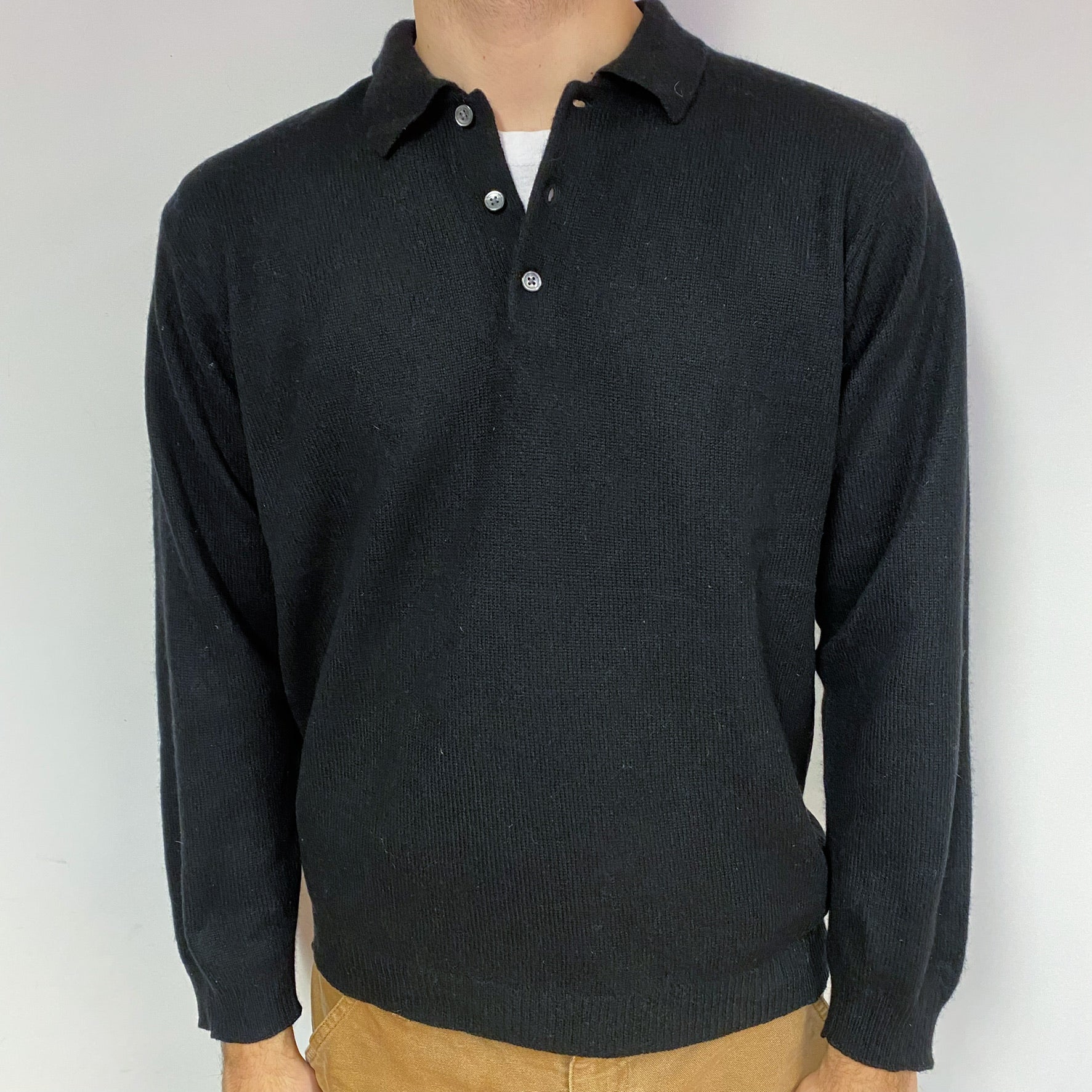 Men's Black Cashmere Collared Neck Jumper Medium