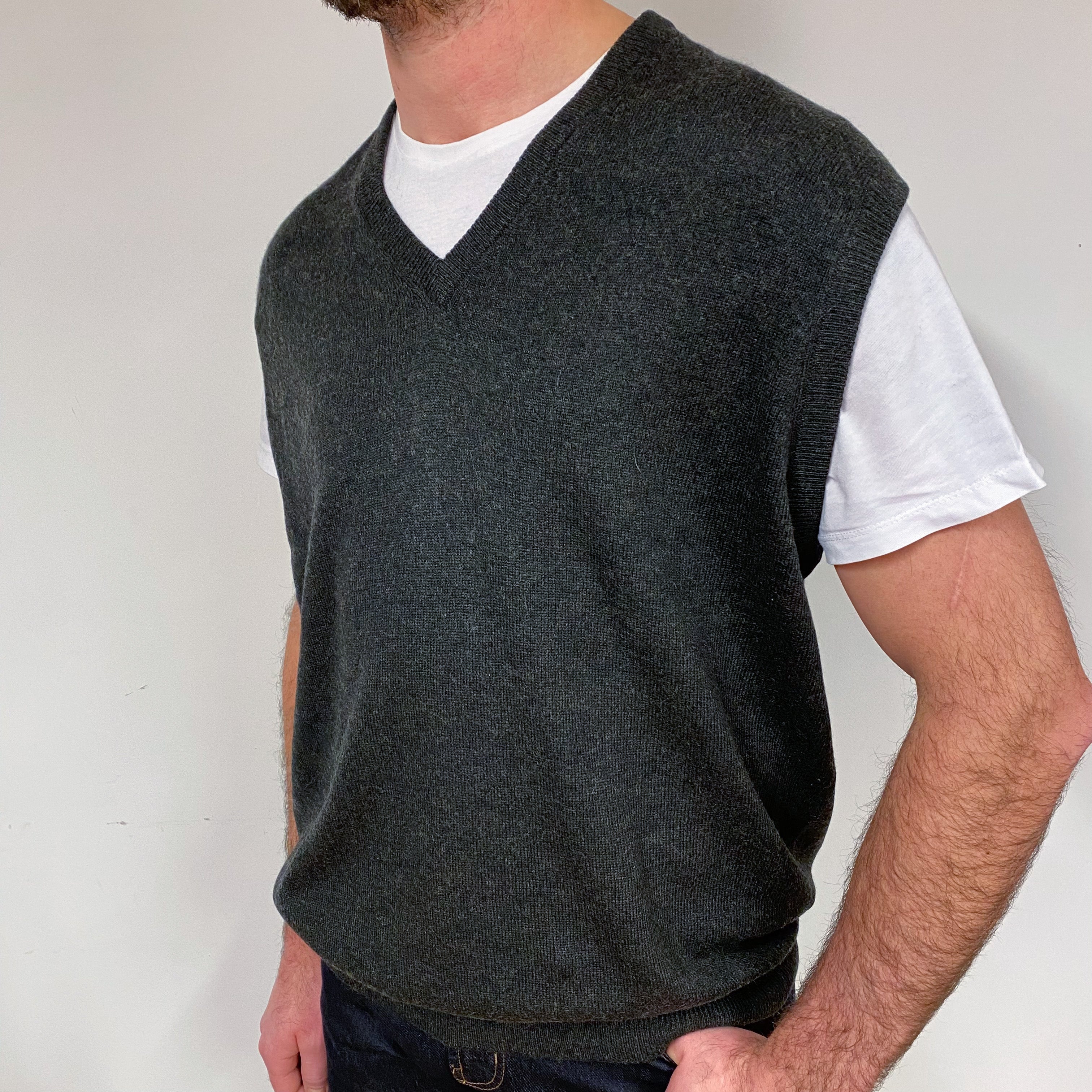 Men's Italian Dark Grey Cashmere V-Neck Tank Top Extra Large