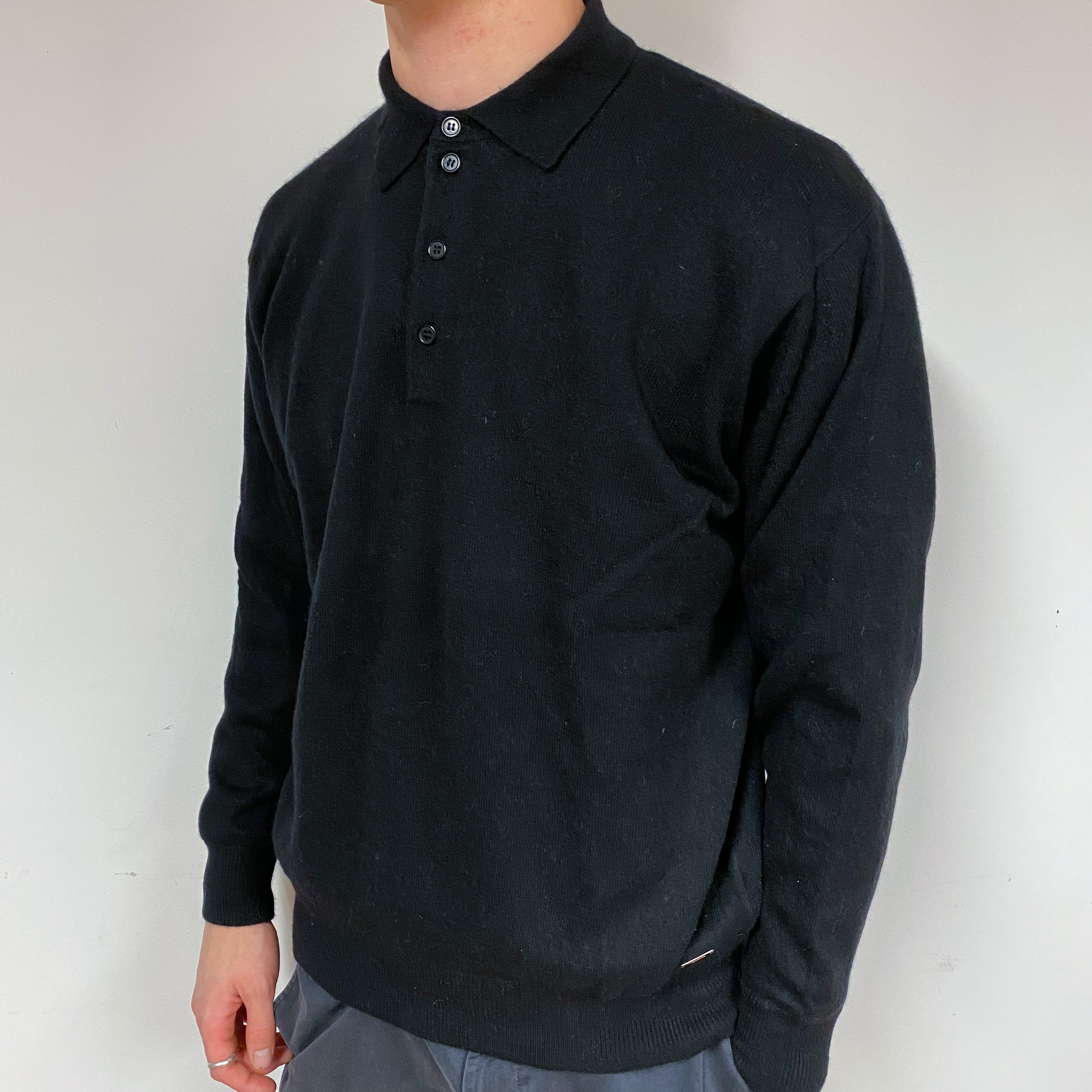 Men's Black Cashmere Collared Jumper Large