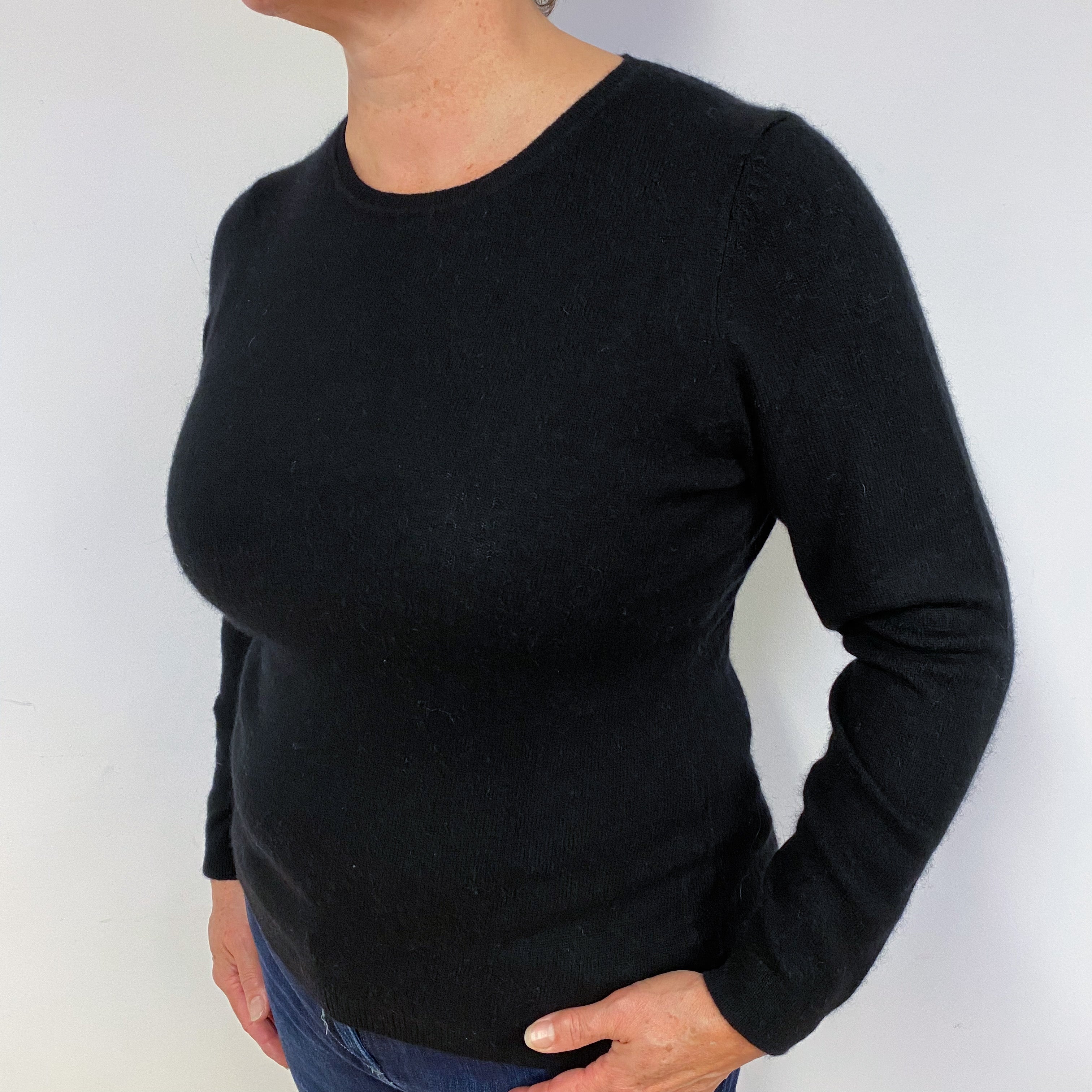 Black Cashmere Crew Neck Jumper Large