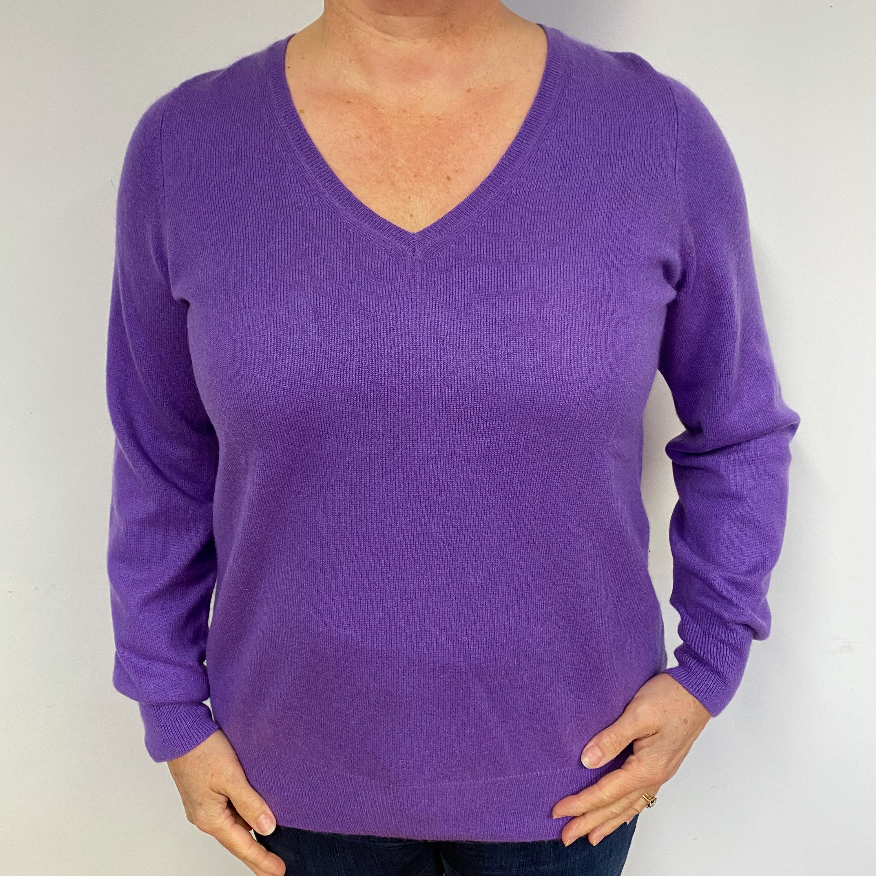 Iris Purple Cashmere V-Neck Jumper Large