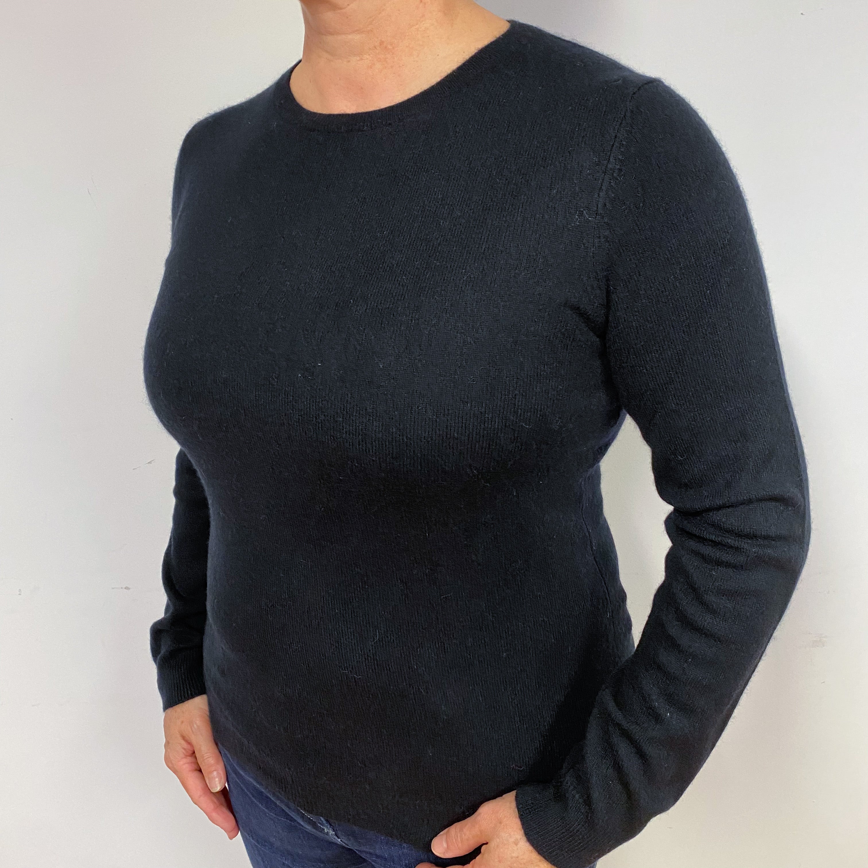 Black Cashmere Crew Neck Jumper Large
