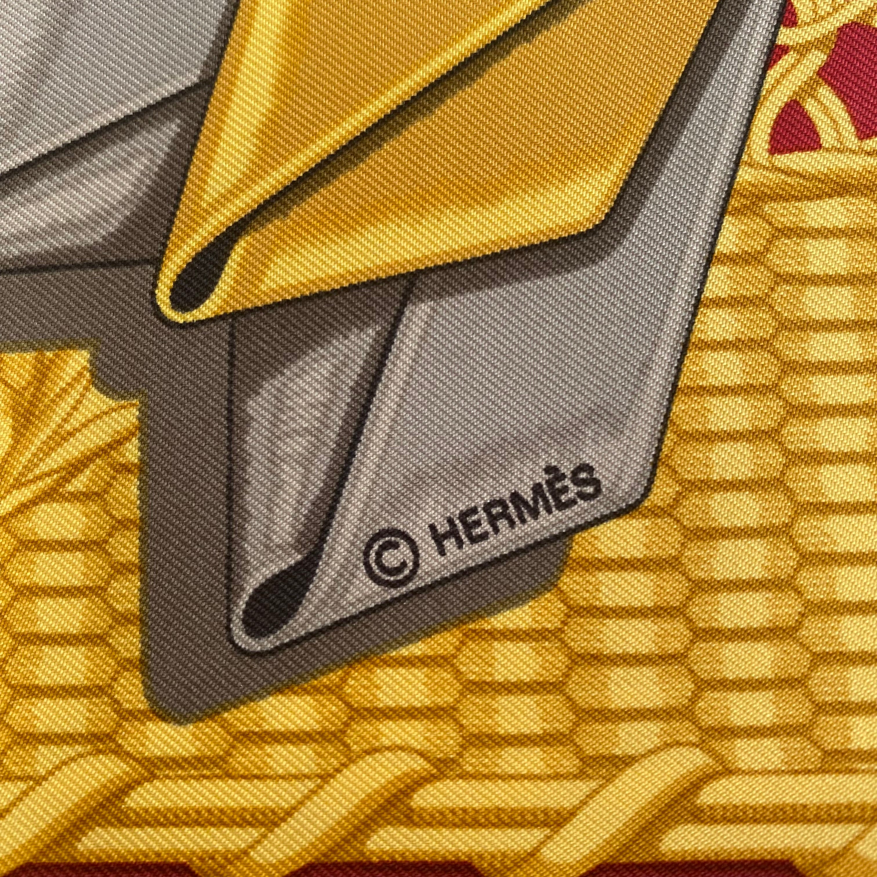 Hermès Voitures Paniers Silk Scarf