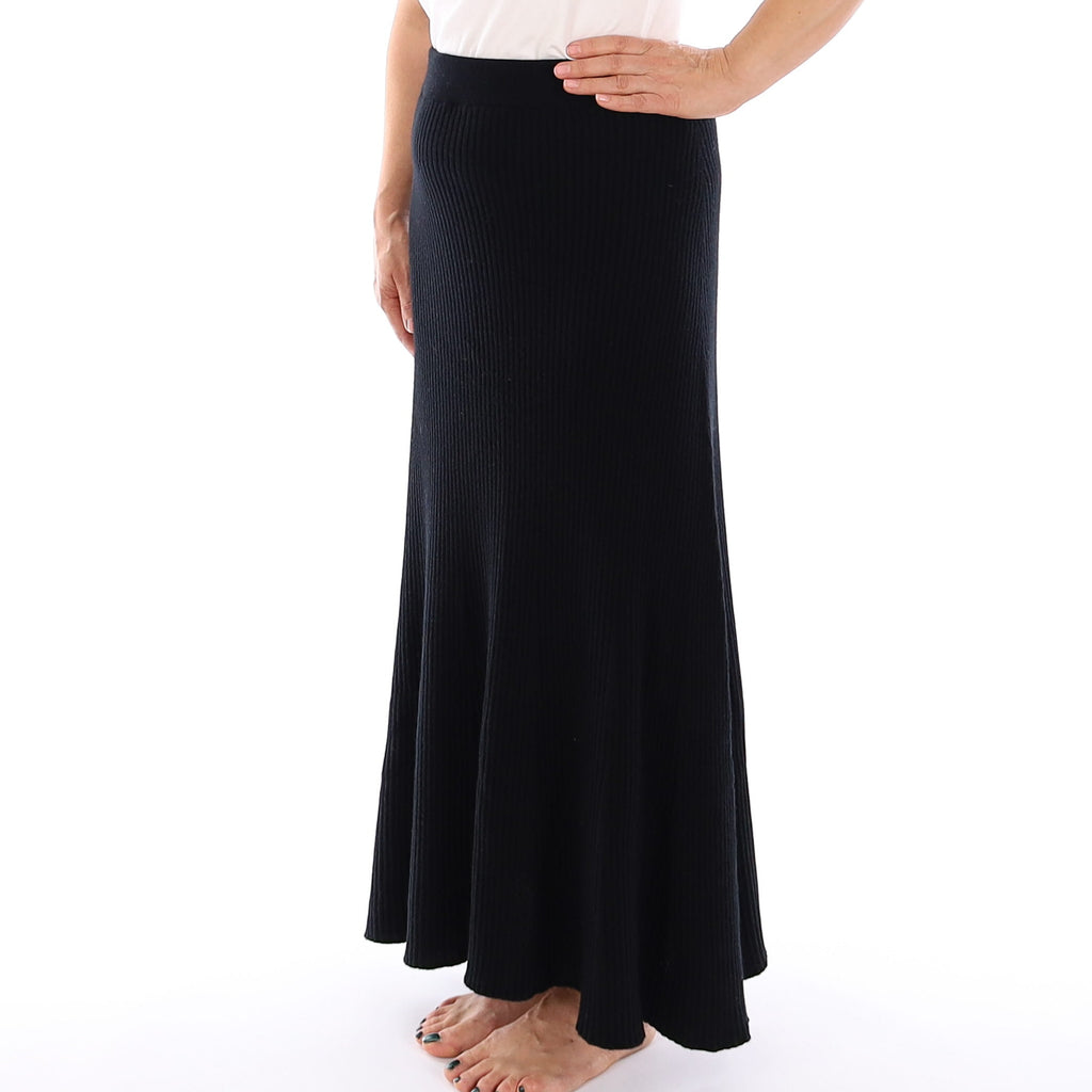Brand New Scottish Black Rib Cashmere Long A Line Skirt Medium