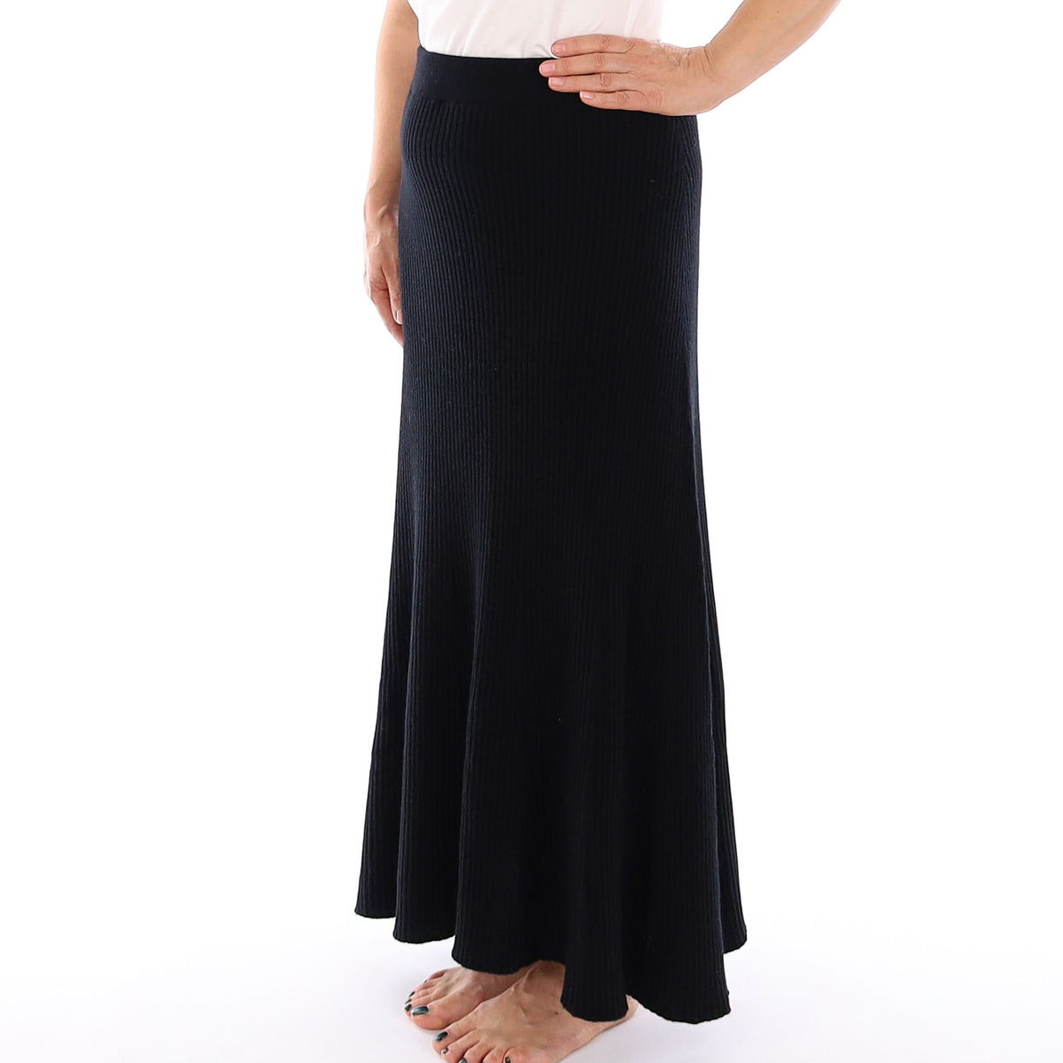 Brand New Scottish Black Rib Cashmere Long A Line Skirt Medium