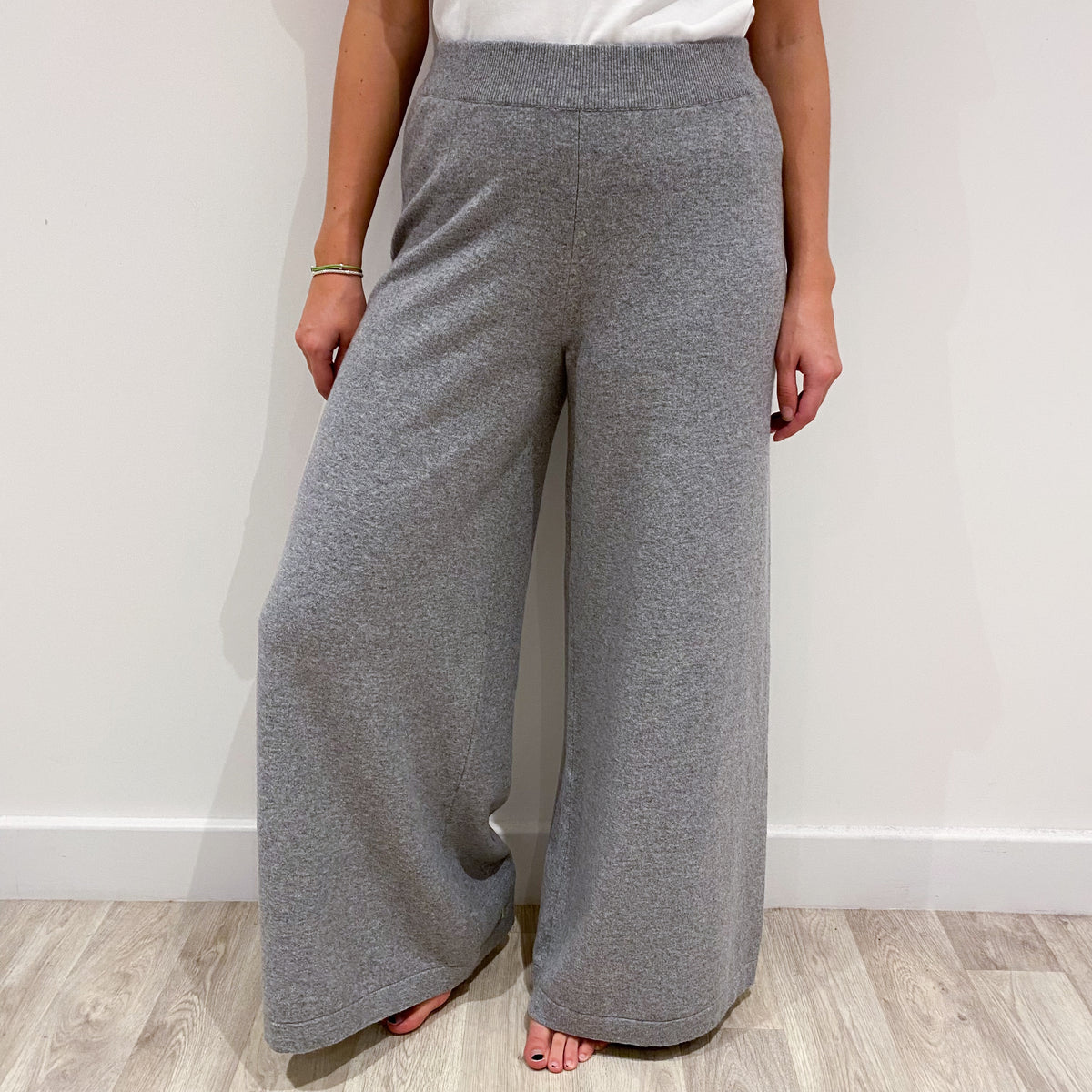 Brand New Scottish Smoke Grey Cashmere Wide Leg Trousers Small