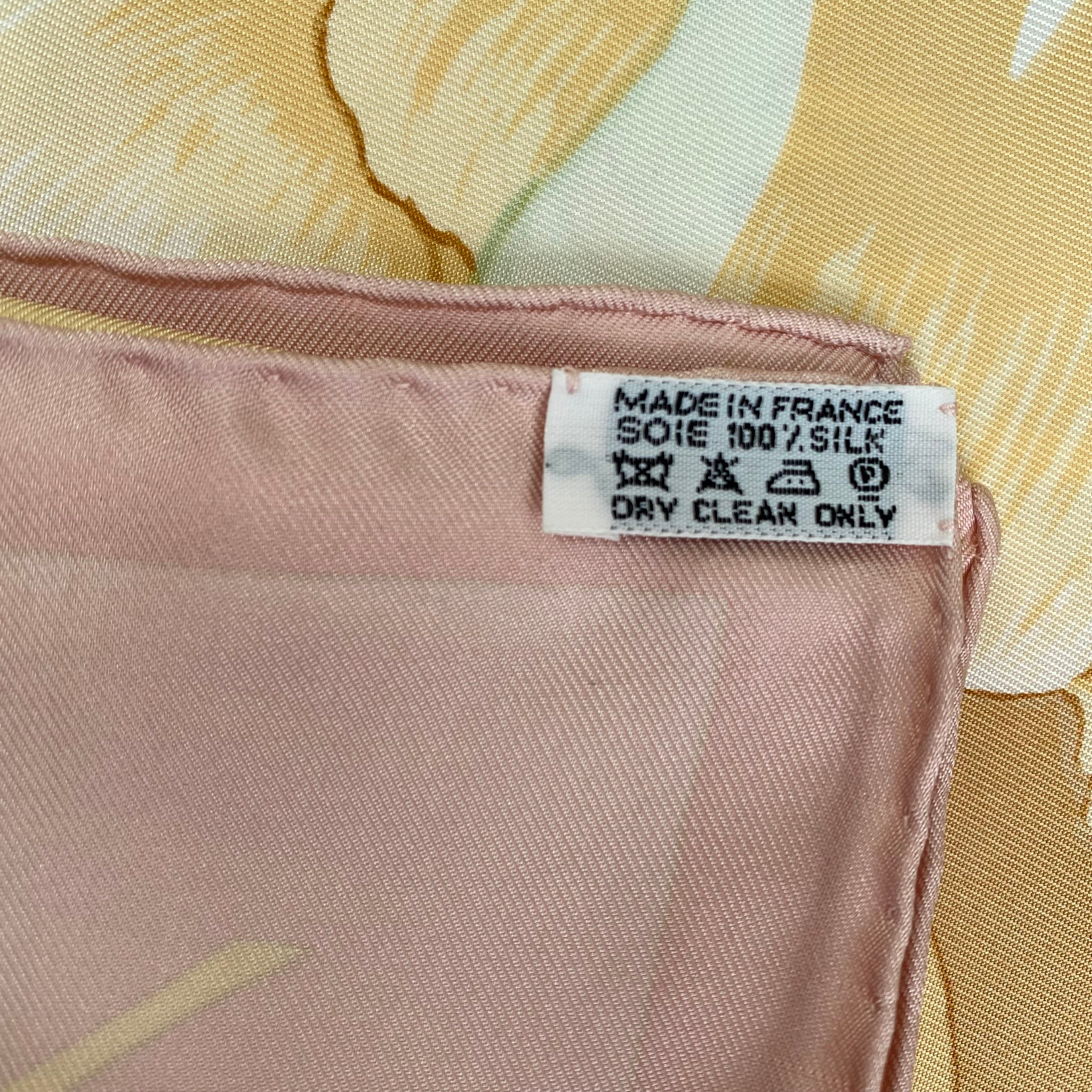 Pristine Boxed Hermès Les Pivoines Designer Silk Scarf