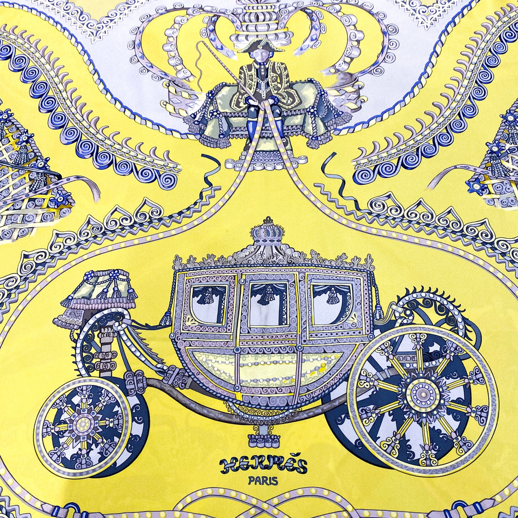 Immaculate Rare Boxed Hermes Paperoles Vintage Silk Scarf