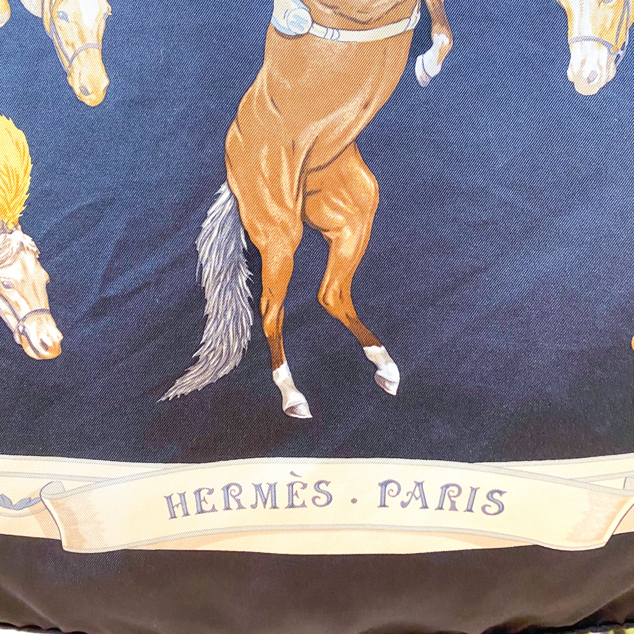 Boxed Hermes En Piste 1998 Designer Silk Scarf