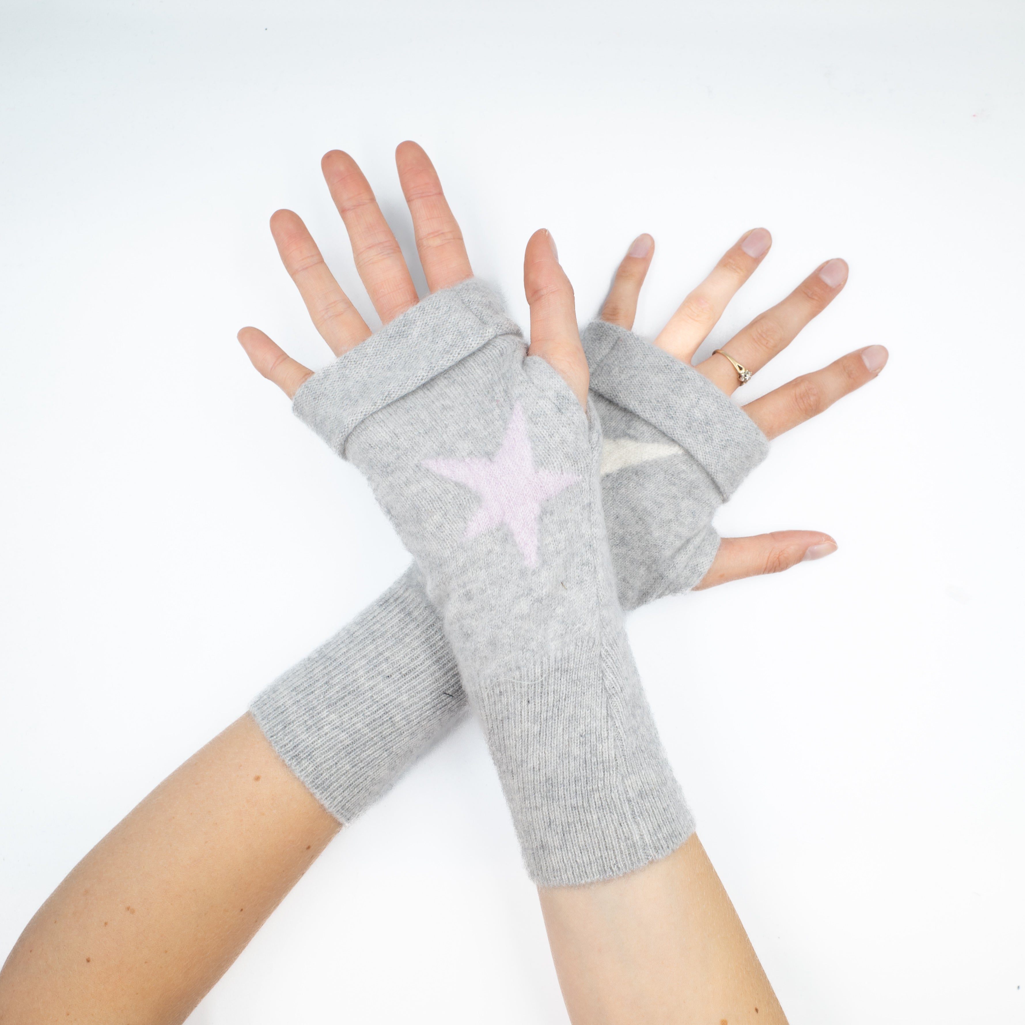 Pale Grey Star Patterned Fingerless Gloves