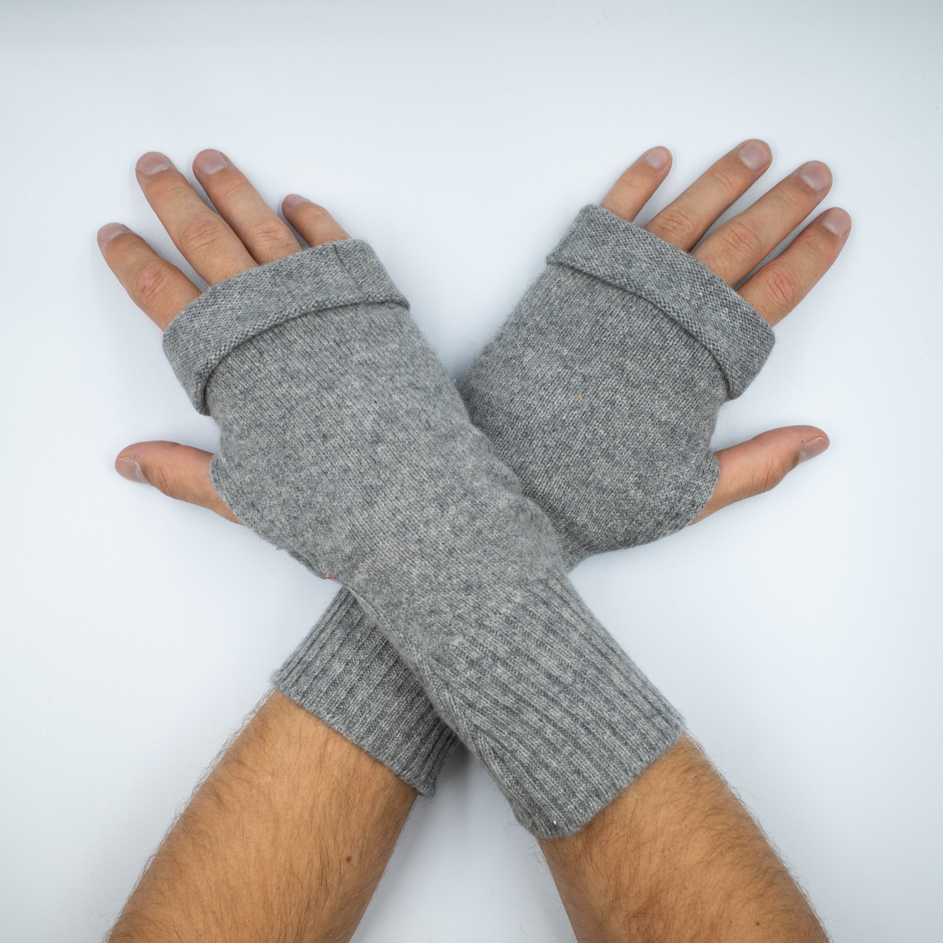 Men’s Smoke Grey Fingerless Gloves