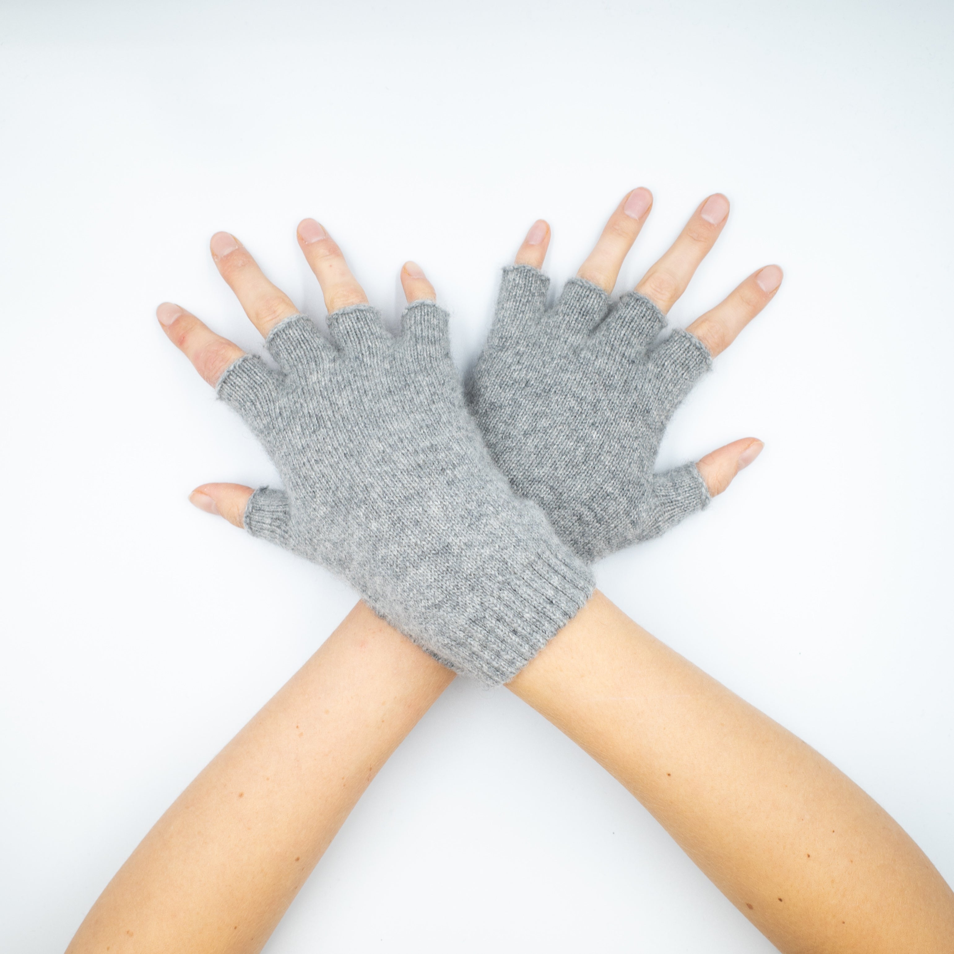 New Scottish Ash Grey Cashmere Fingerless Gloves