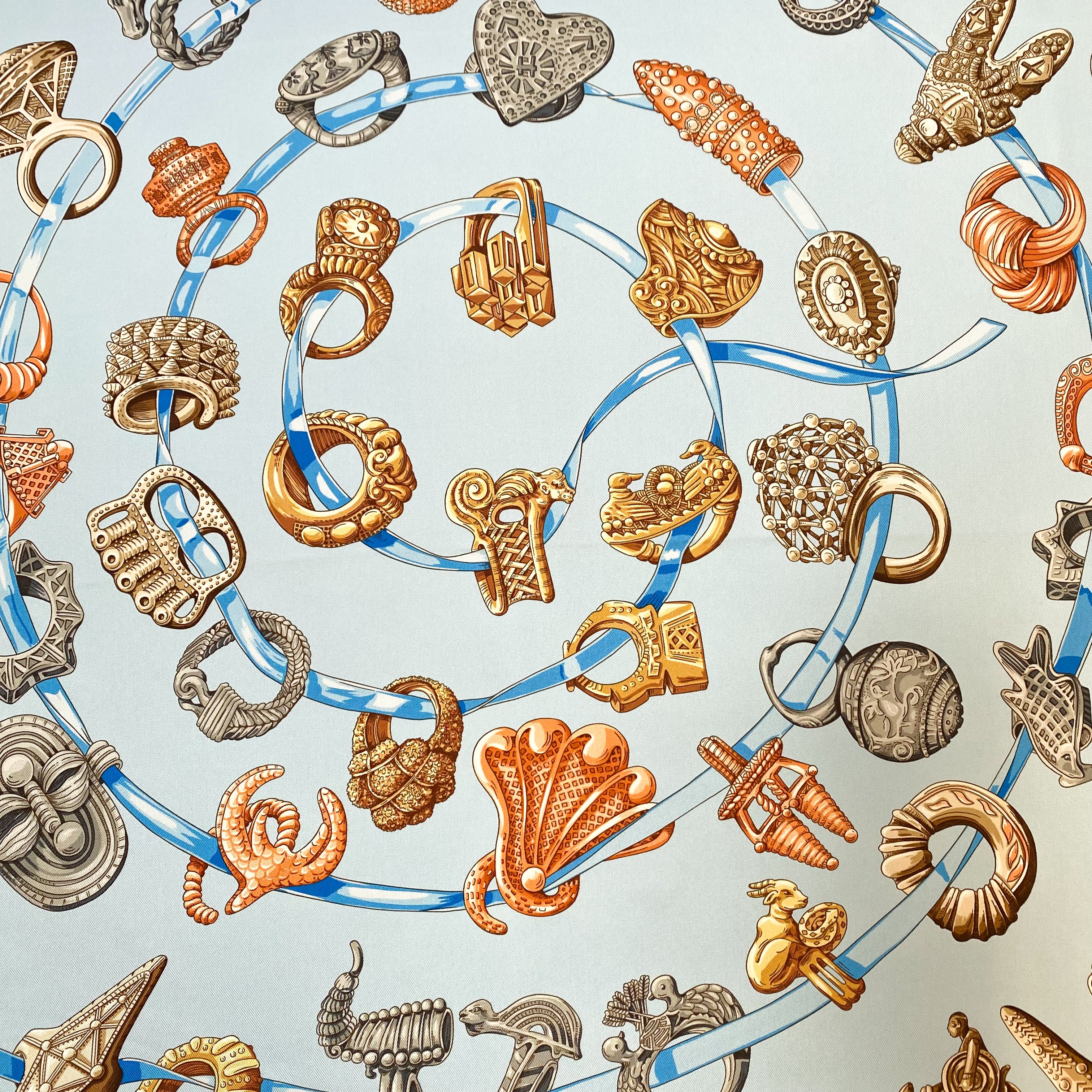 Brand New Boxed Hermés Alliances du Monde Silk Scarf