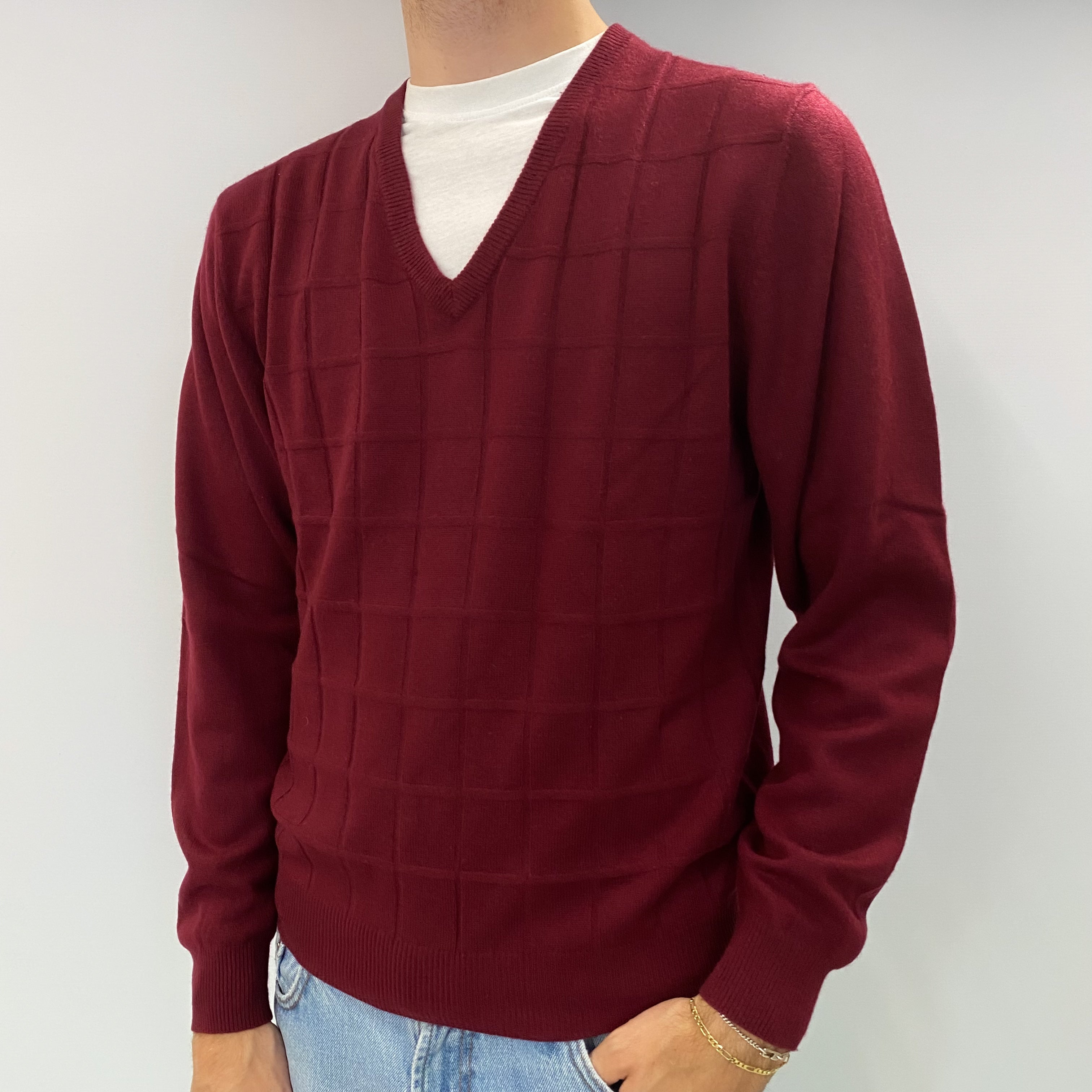 Men's Wine Purple Cashmere V Neck Jumper Large